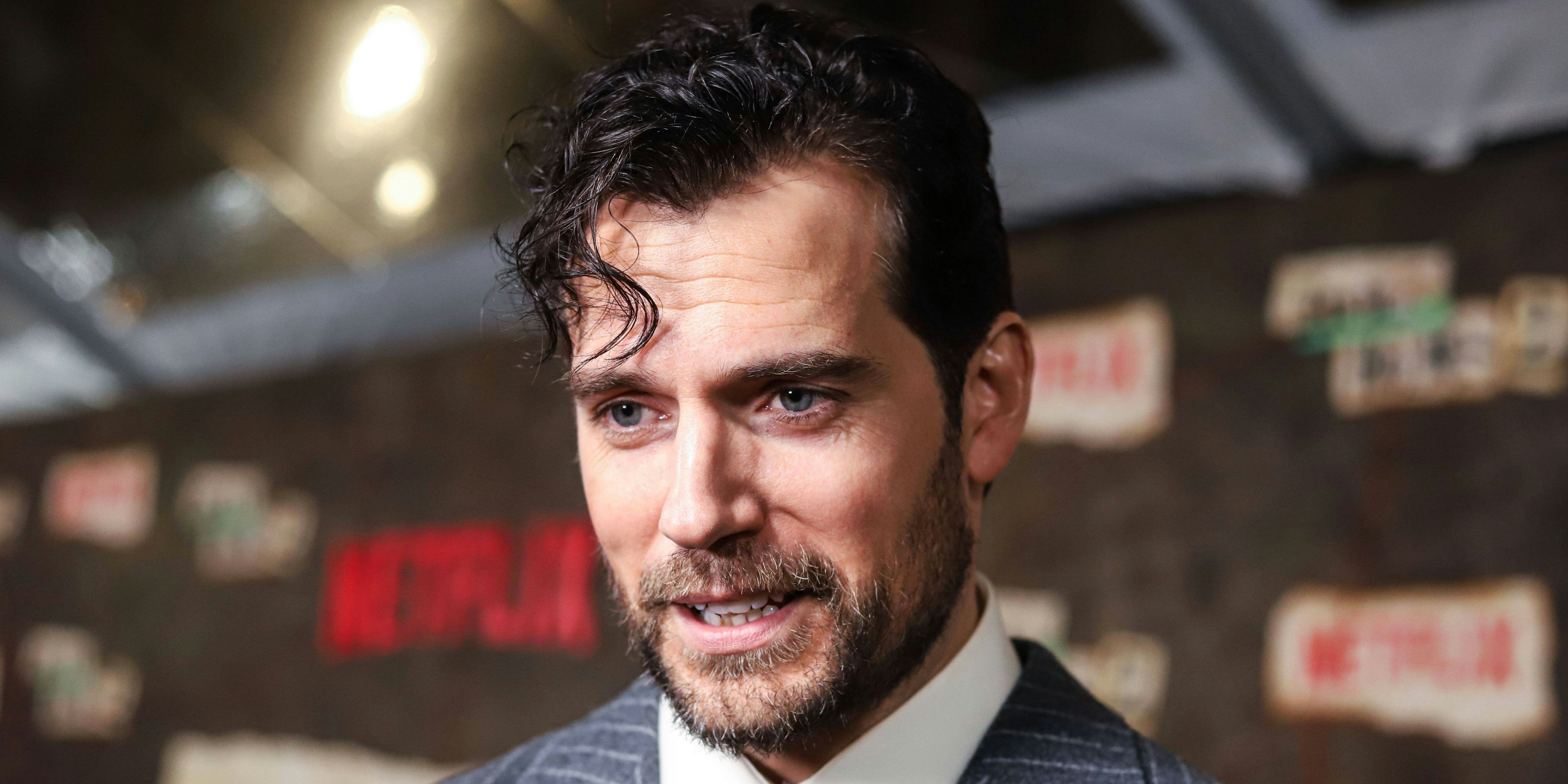 World Premiere Of Netflix s Enola Holmes 2 British actor Henry Cavill arrives at the World Premiere Of Netflix s Enola Holmes 2 held at The Paris Theater in Manhattan, New York City, New York, United States. The Paris Theater, Manhattan, New York City, New York New York United States PUBLICATIONxNOTxINxFRA Copyright: xImagexPressxAgencyx originalFilename: collin-worldpre221028_np1fD.jpg 