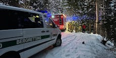 Lenker crasht auf vereister Forststraße und stirbt