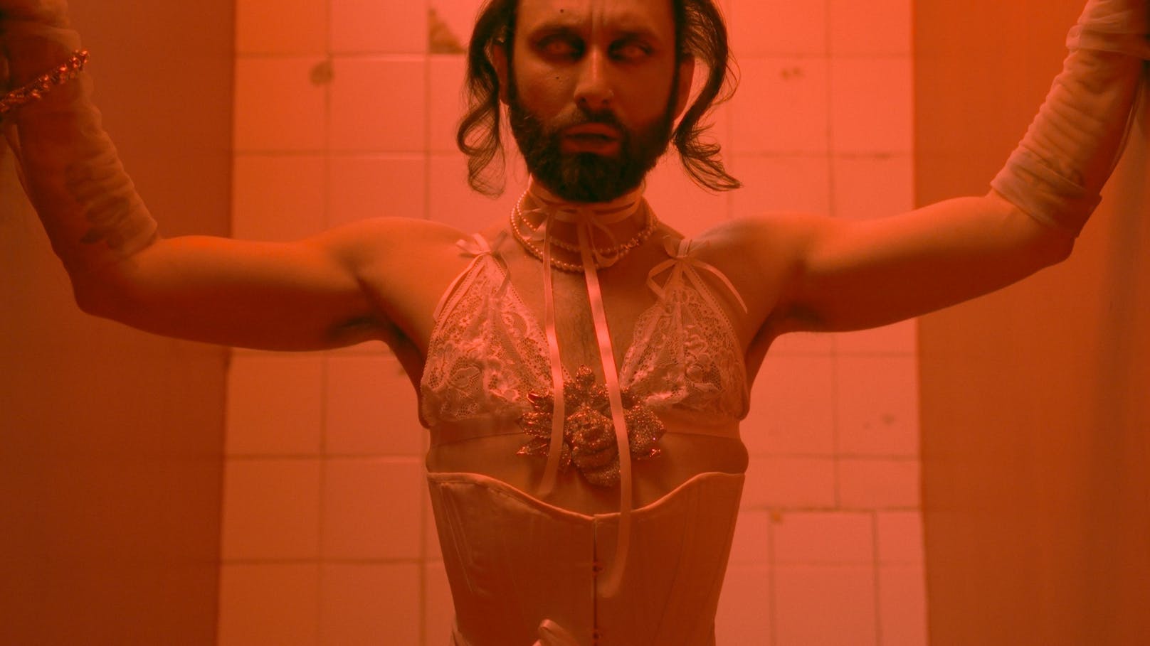 Conchita in "Dirty Maria"-Musikvideo.