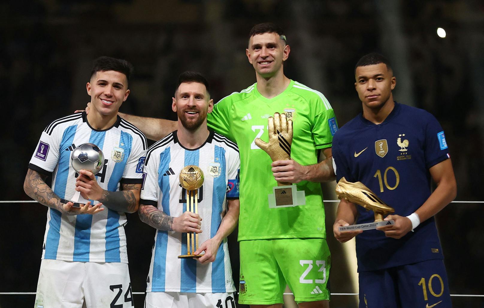 Ausgezeichnet: Argentinier Fernandez, Messi, Martinez und Franzose Mbappe