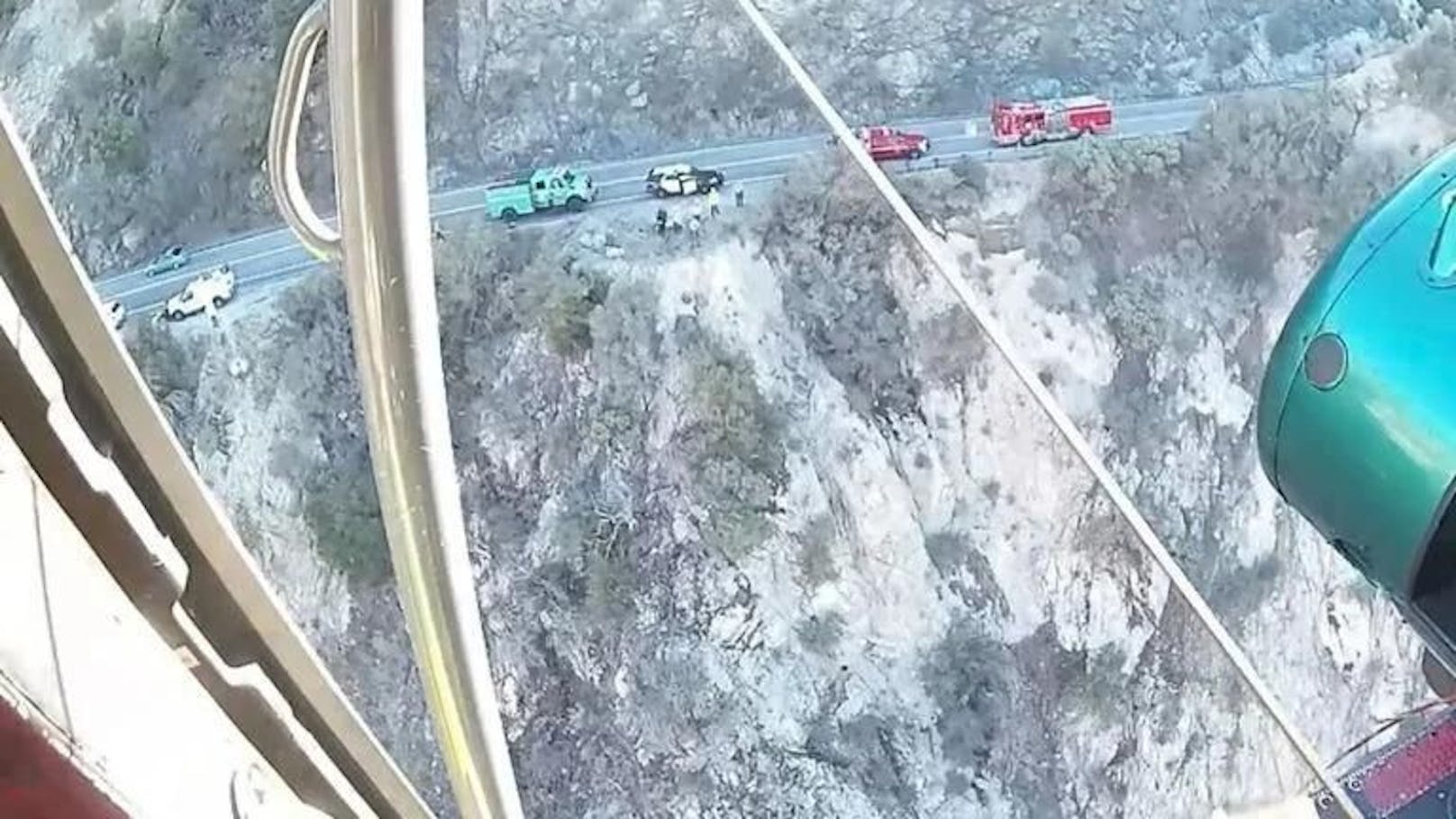 Wie durch Wunder: Paar überlebt 90-Meter-Sturz in Canyon