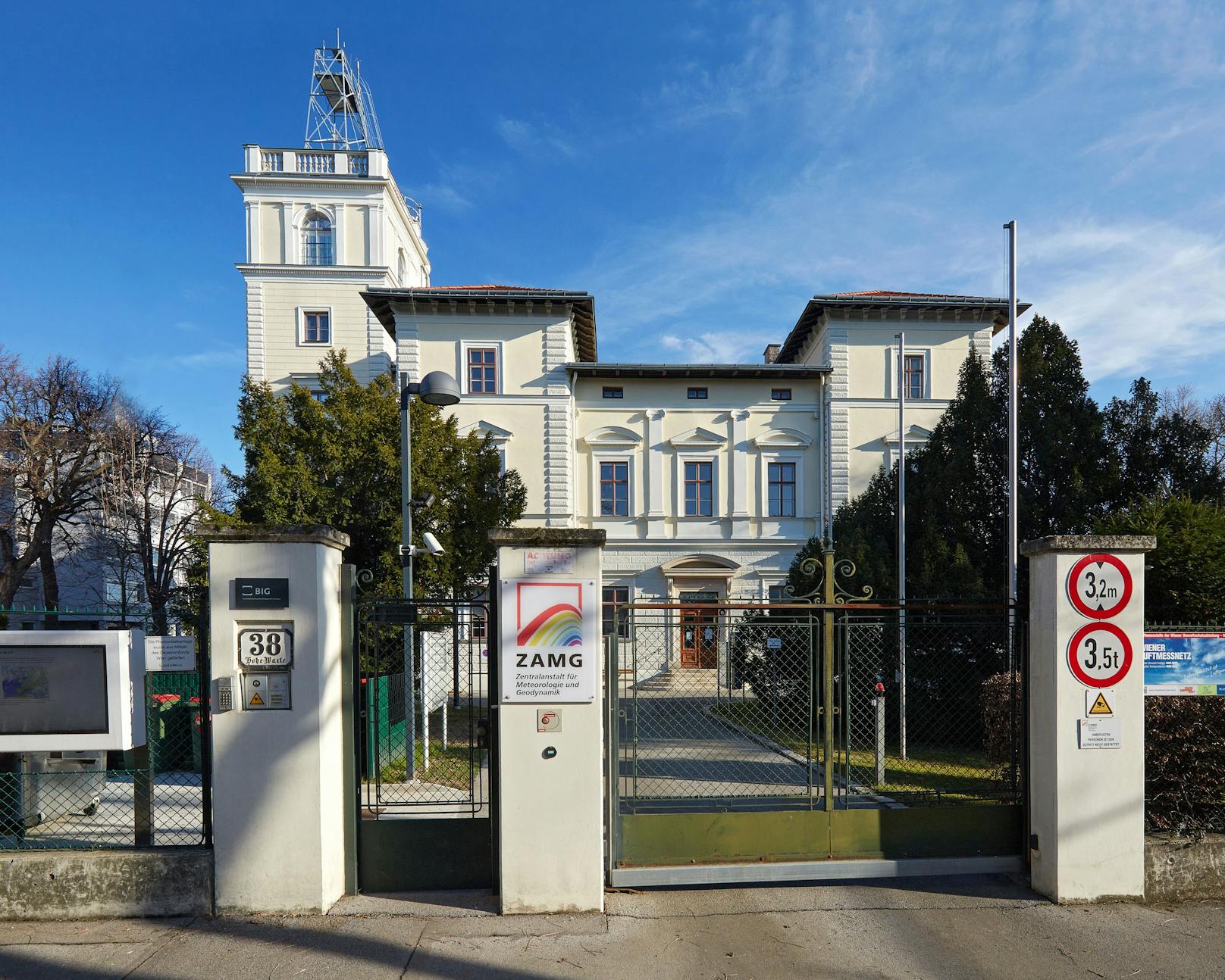 Die Hohe Warte in Wien-Döbling (im Bild), wo die ZAMG bisher beheimatet ist, bleibt der Firmensitz der neuen GSA.