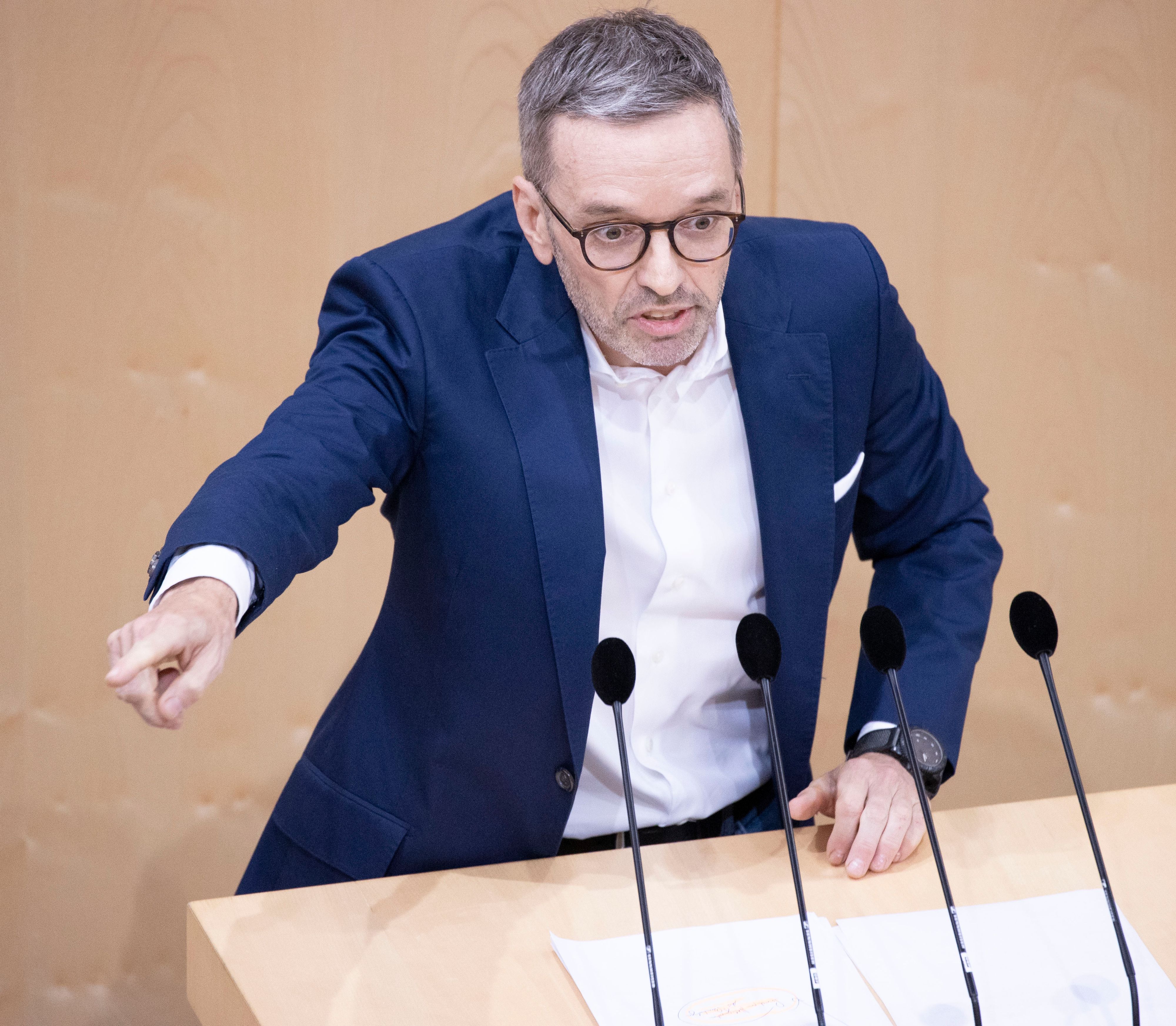 Zeigt sich wenig erfreut über den beschlossenen EU-Gaspreis-Deckel: FPÖ-Chef Herbert Kickl.