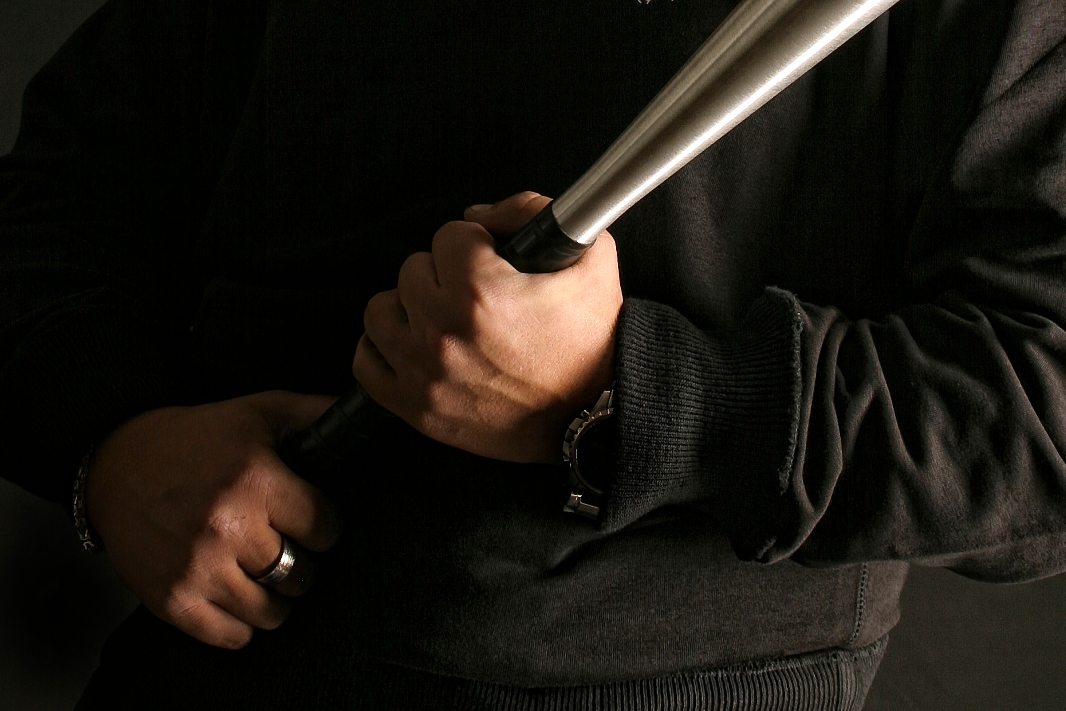 Überfall mit Baseballschläger