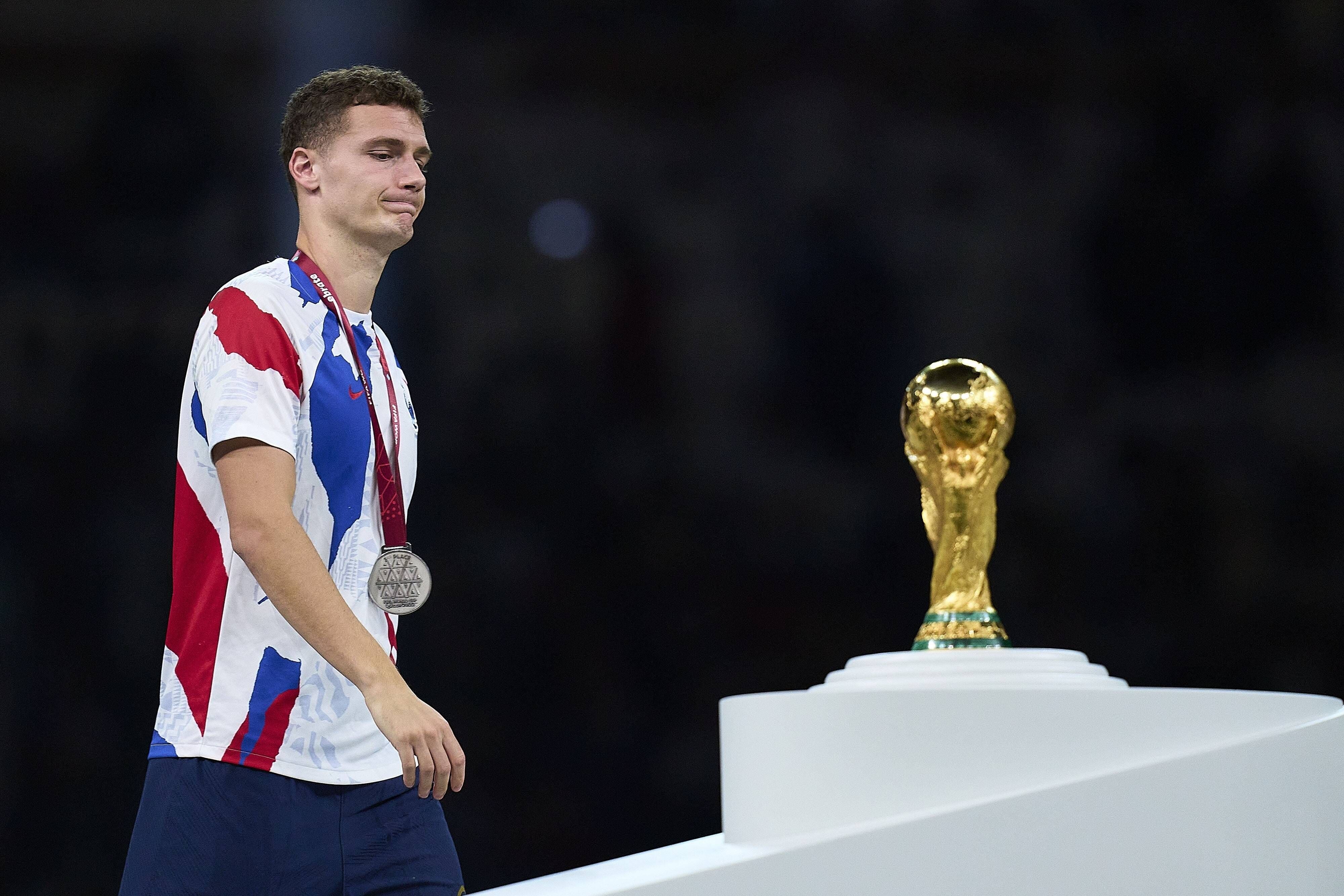 Benjamin Pavard soll einem Medienbericht zufolge ein französischer Maulwurf sein. 