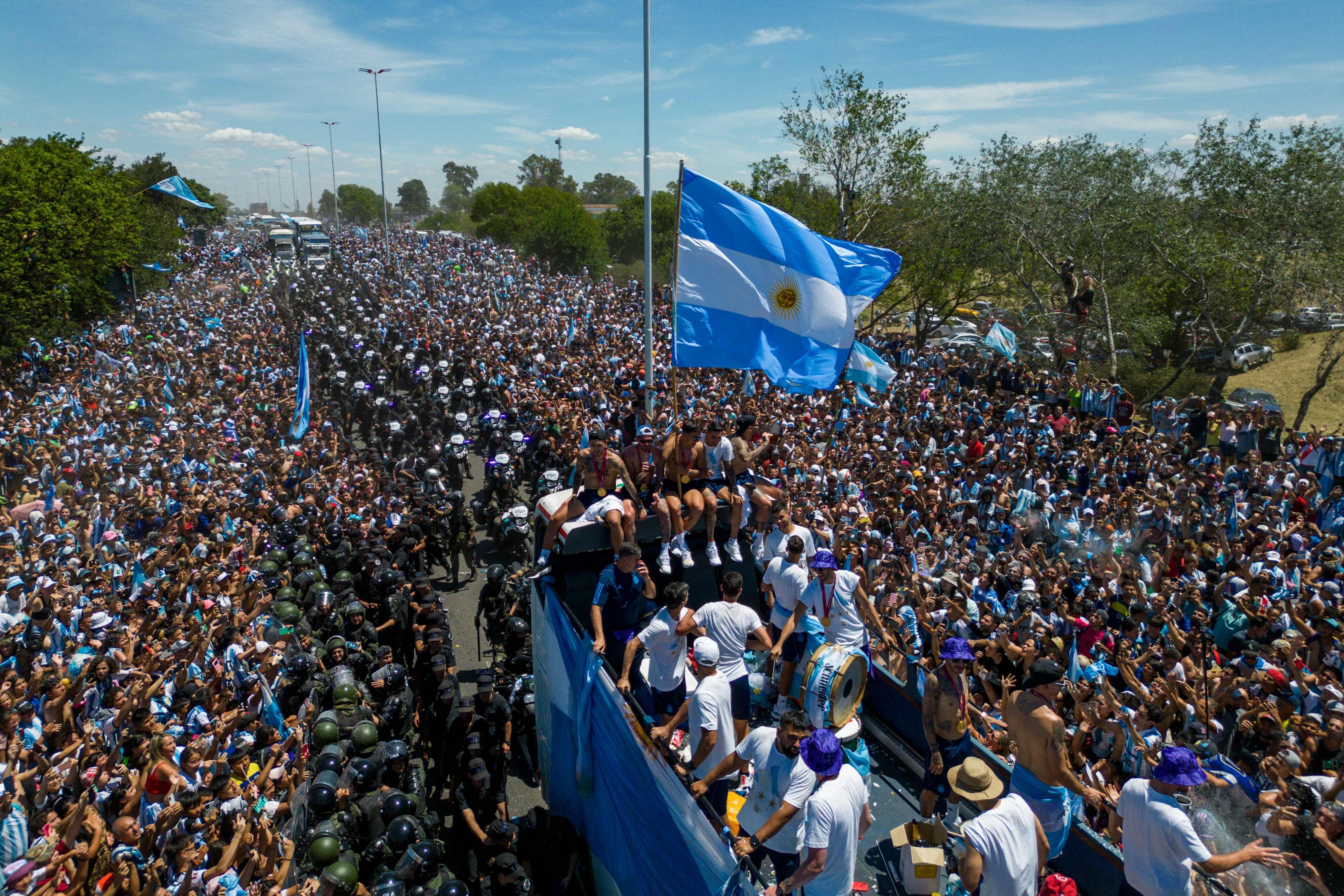 Die argentinischen WM-Helden werden in Buenos Aires empfangen.