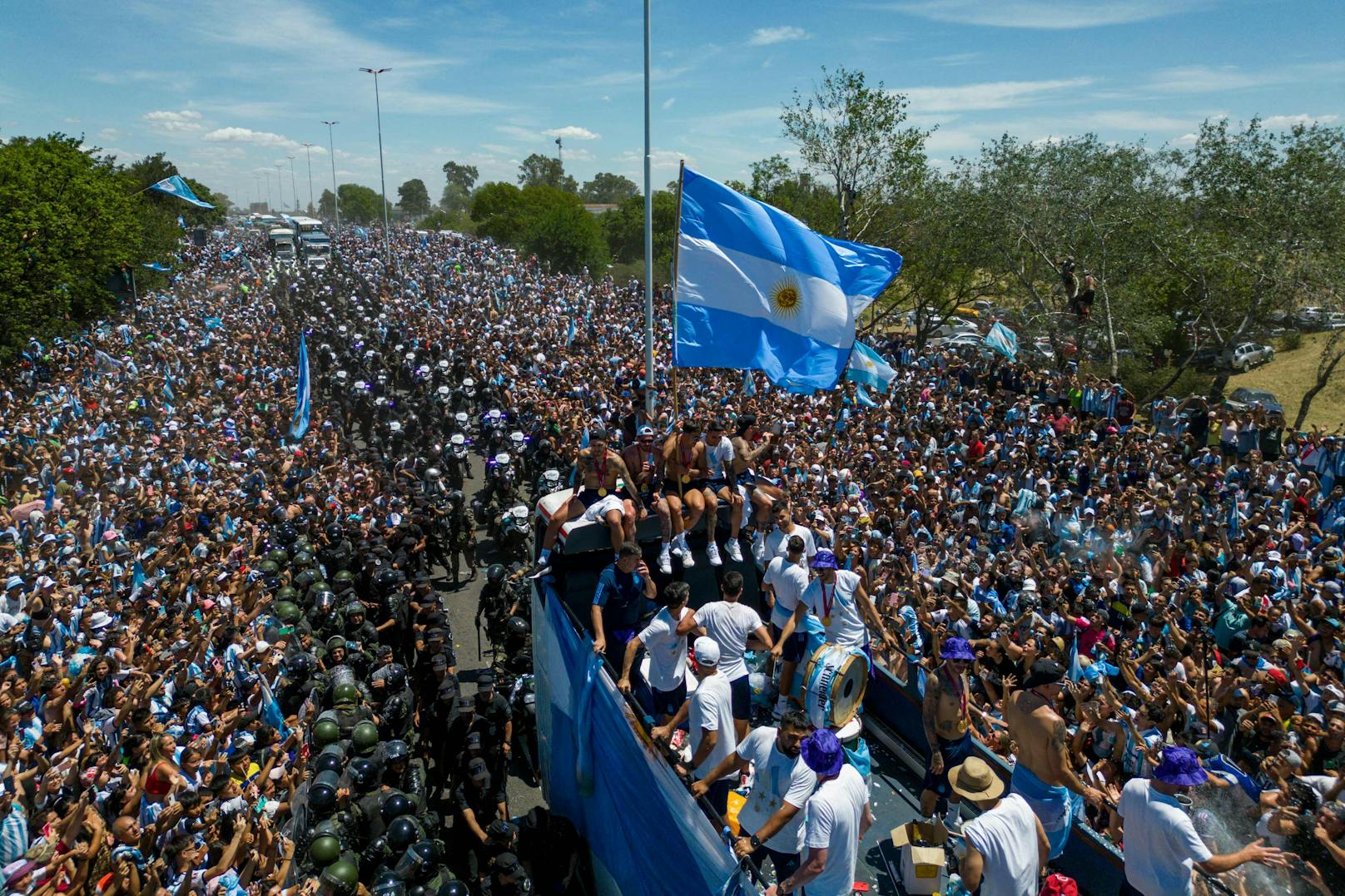 Die argentinischen WM-Helden werden in Buenos Aires empfangen.