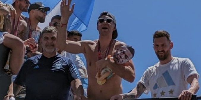 Argentinien-Torhüter Martinez sorgt neuerliche für Aufregung.