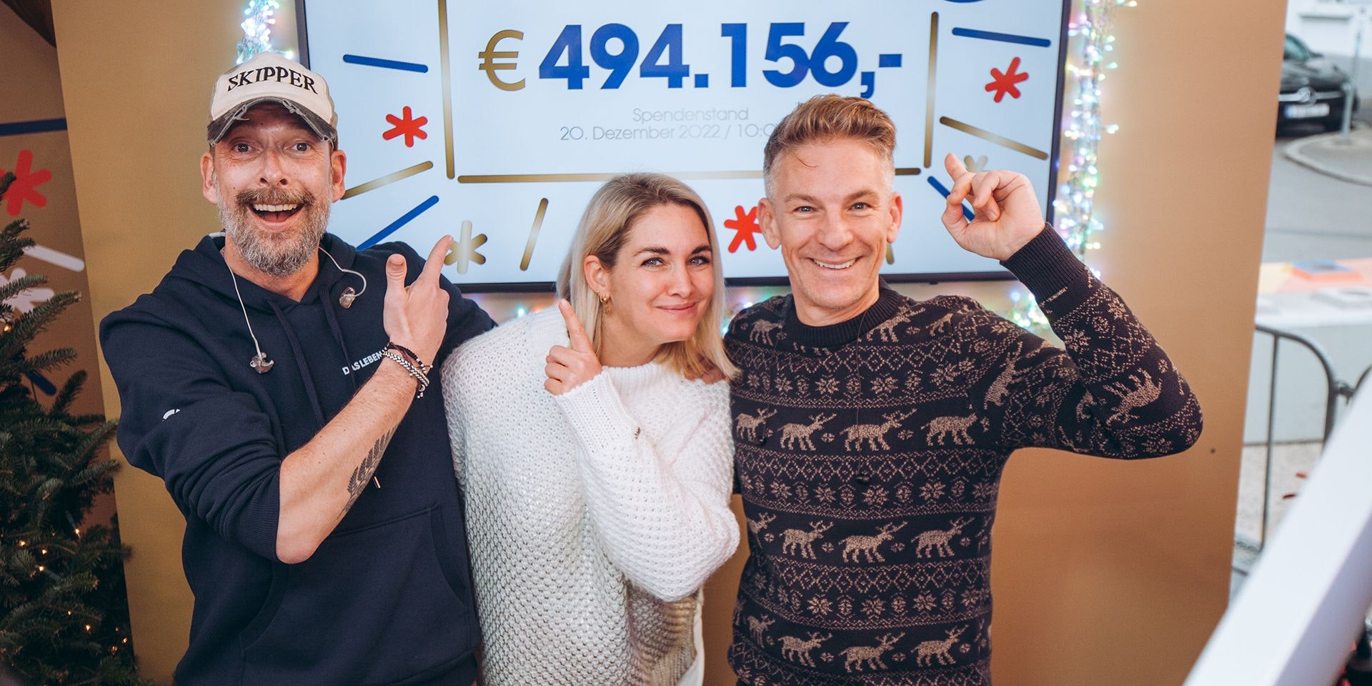 Robert Kratky, Gabi Hiller und Andi Knoll beim Ö3-Weihnachtswunder 2023.