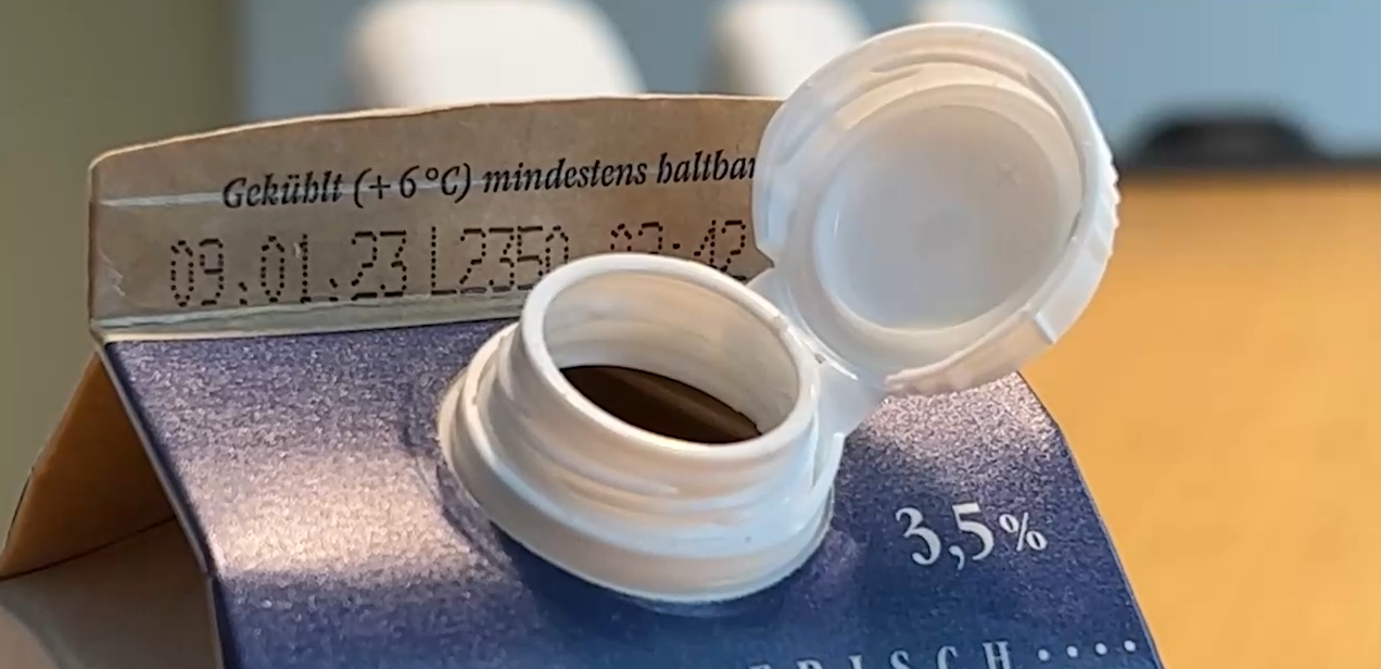 Die Deckel bei Tetra-Paks können künftig nicht mehr abgenommen werden.