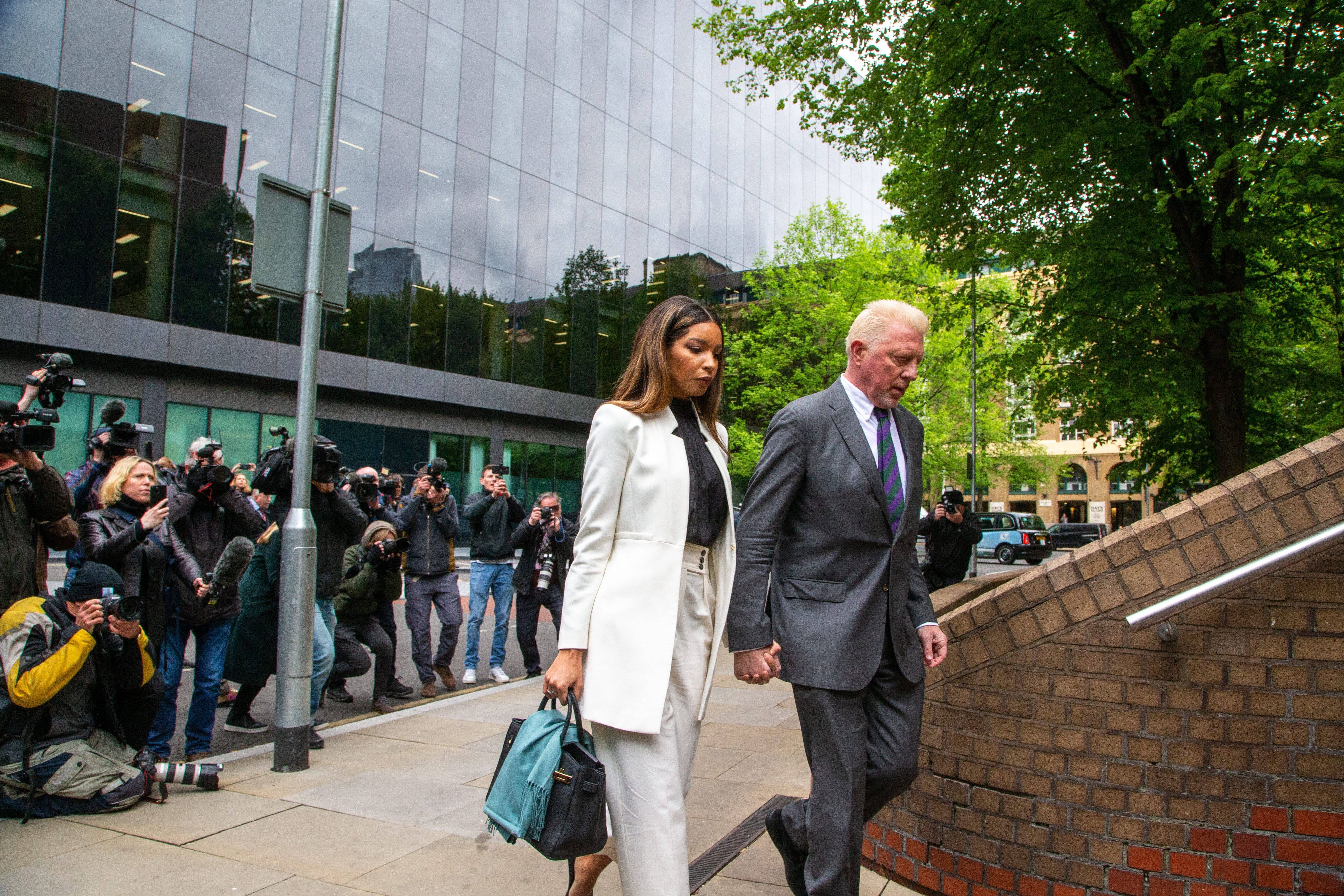 Boris Becker (r.) mit Freundin Lilian - vor dem Haftantritt im April.