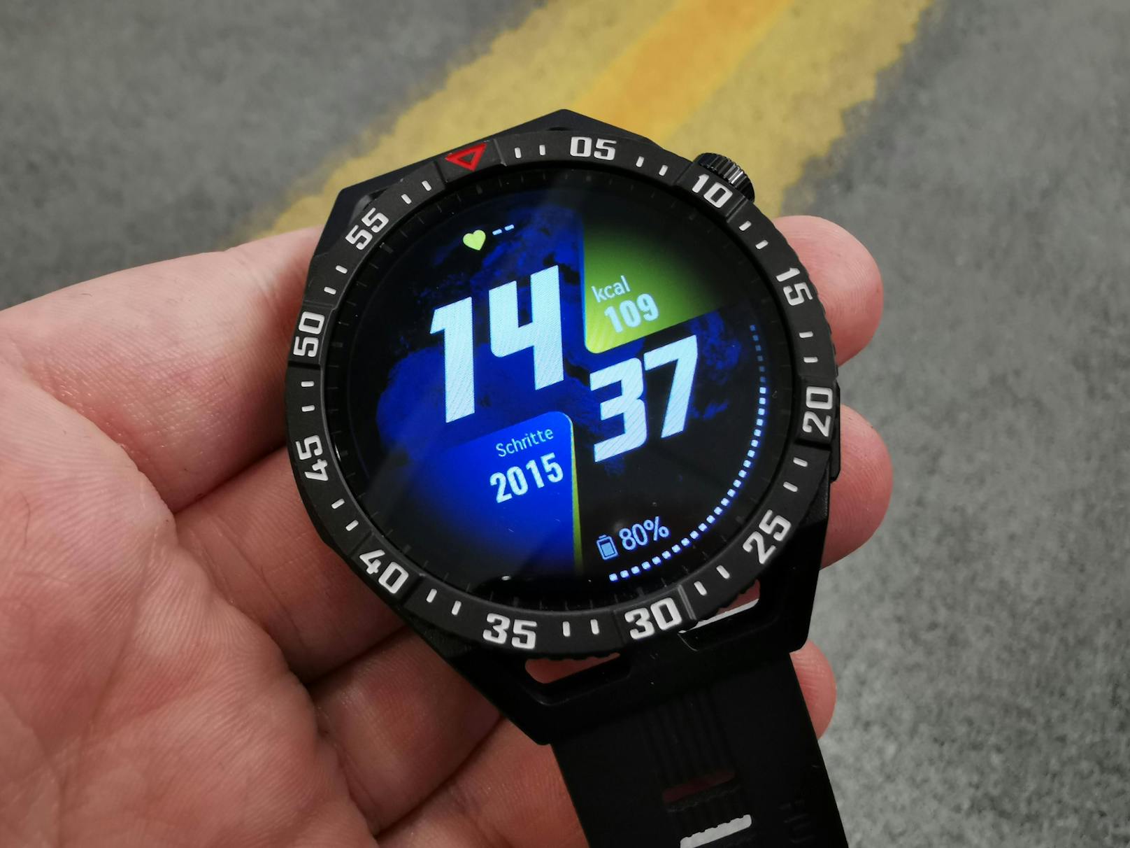 Die Smartphone-Serie Huawei Watch GT 3 gilt bis heute als das Aushängeschild für smarte Uhren. So überrascht es nicht, dass Huawei den starken, aber auch teuren...