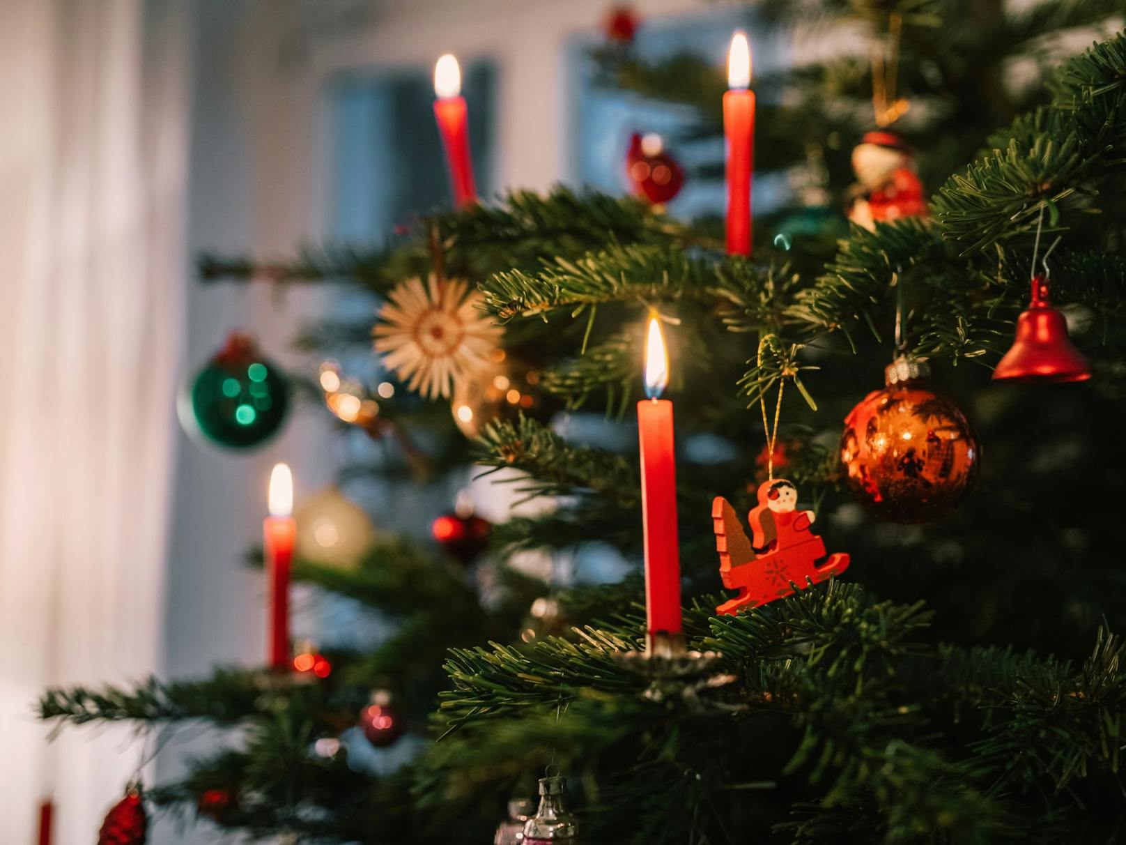 Speziell zu Weihnachten steigt der Energieverbrauch in vielen Haushalten an.