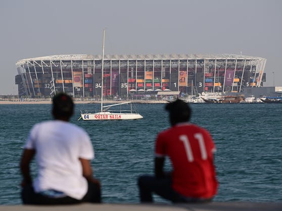 Das 974-Stadion bei der WM in Katar 2022 war ein abbaubares Fußballstadion, das nach der Anzahl der Container benannt wurde, aus denen das Stadion bestand.