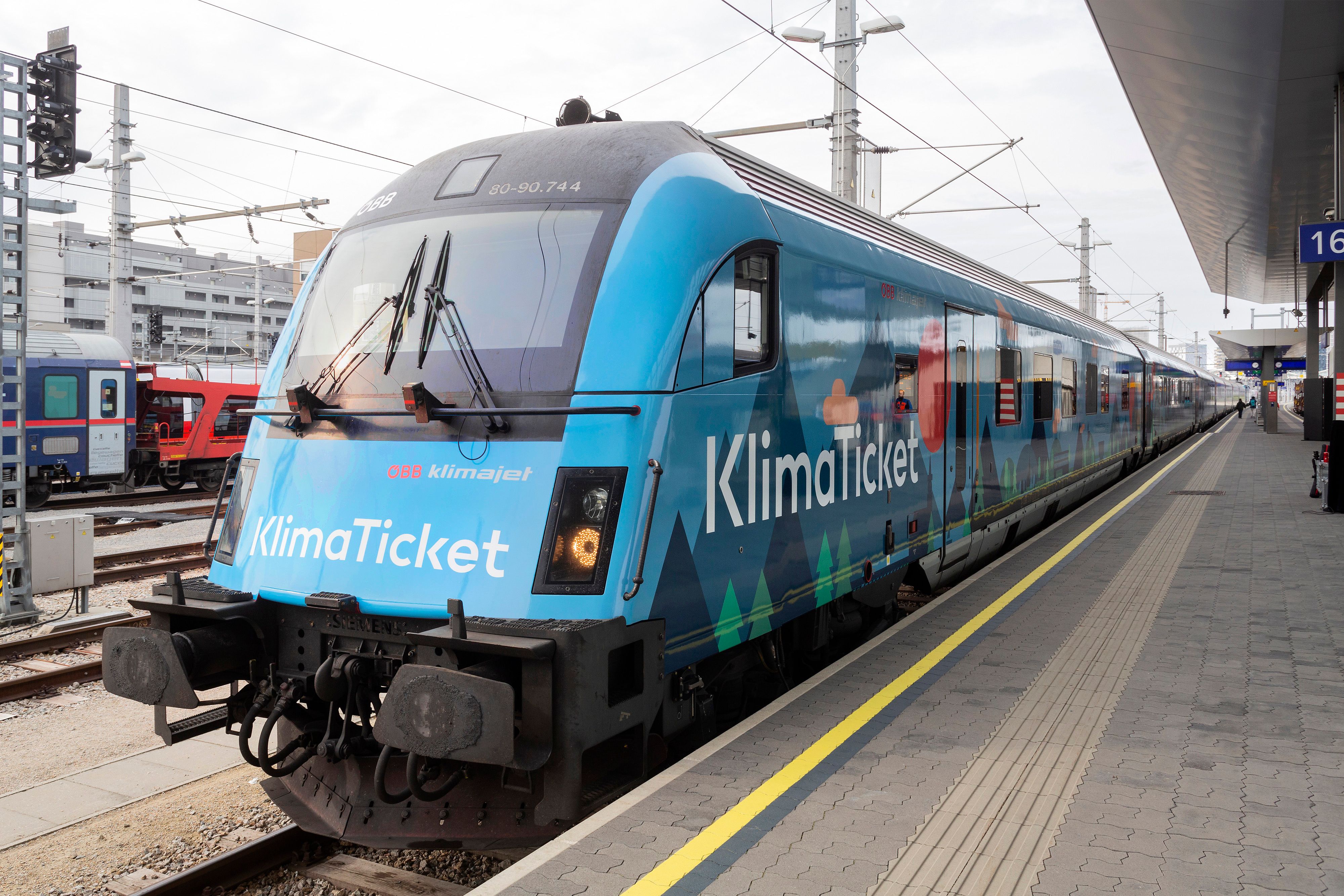 Download von www.picturedesk.com am 25.12.2022 (13:17).  ÖBB Klimajet, Klimaticket - 20211026_PD14539 - Rechteinfo: Rights Managed (RM)