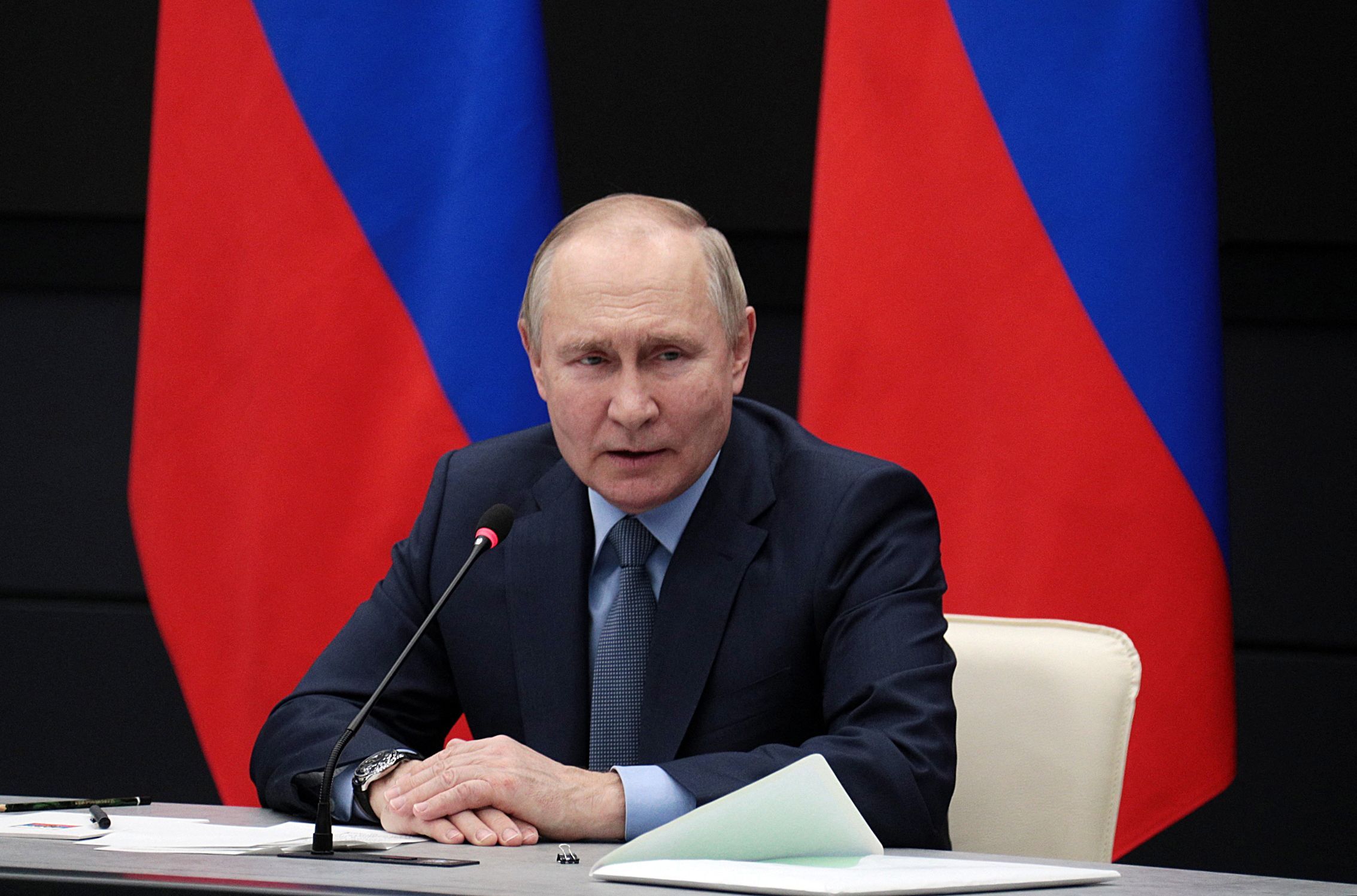 Putin betont, dass Russland bereit sei zu Verhandlungen für eine Lösung des Konflikts um die Ukraine.