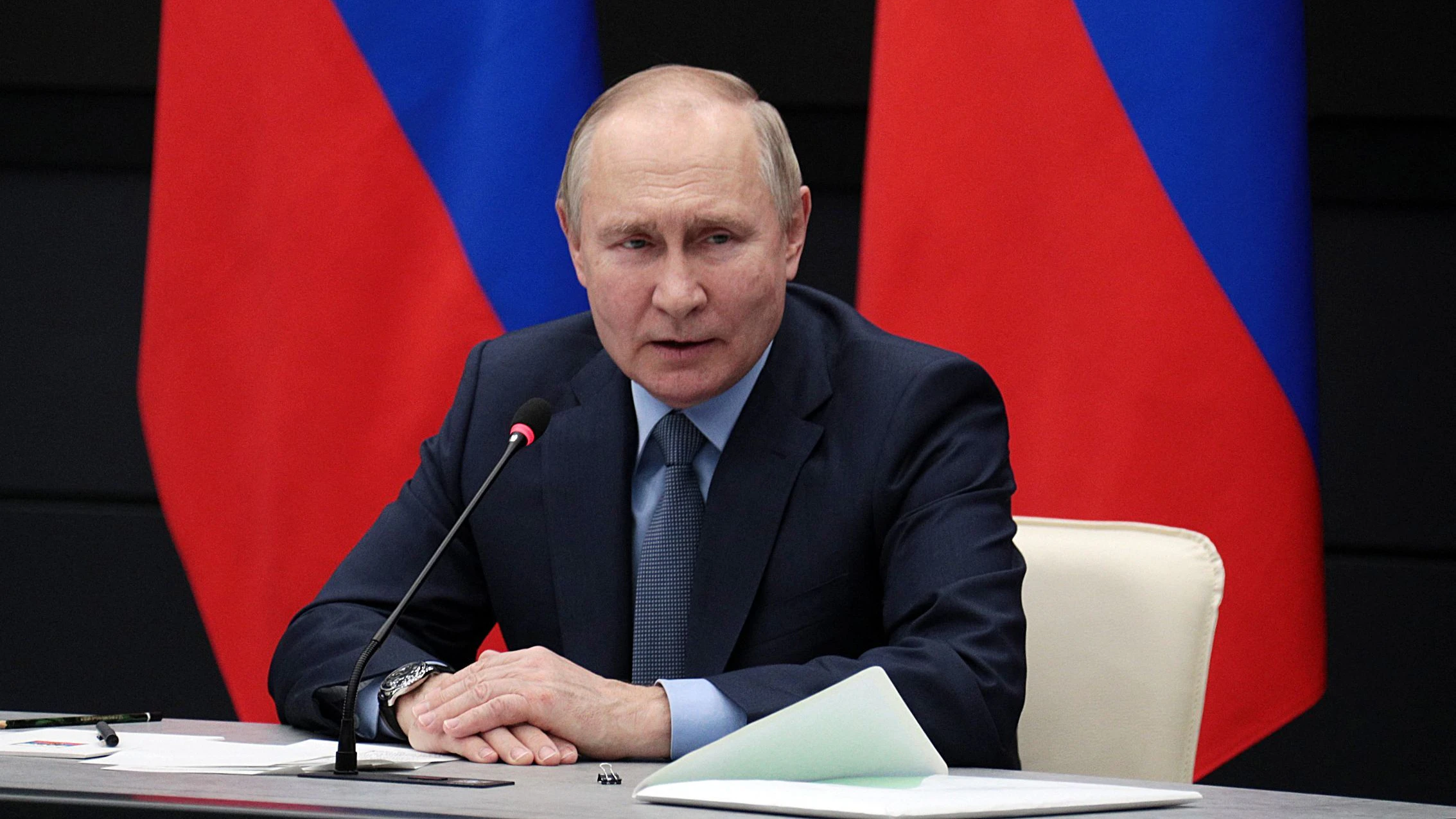 Putin betont, dass Russland bereit sei zu Verhandlungen für eine Lösung des Konflikts um die Ukraine.