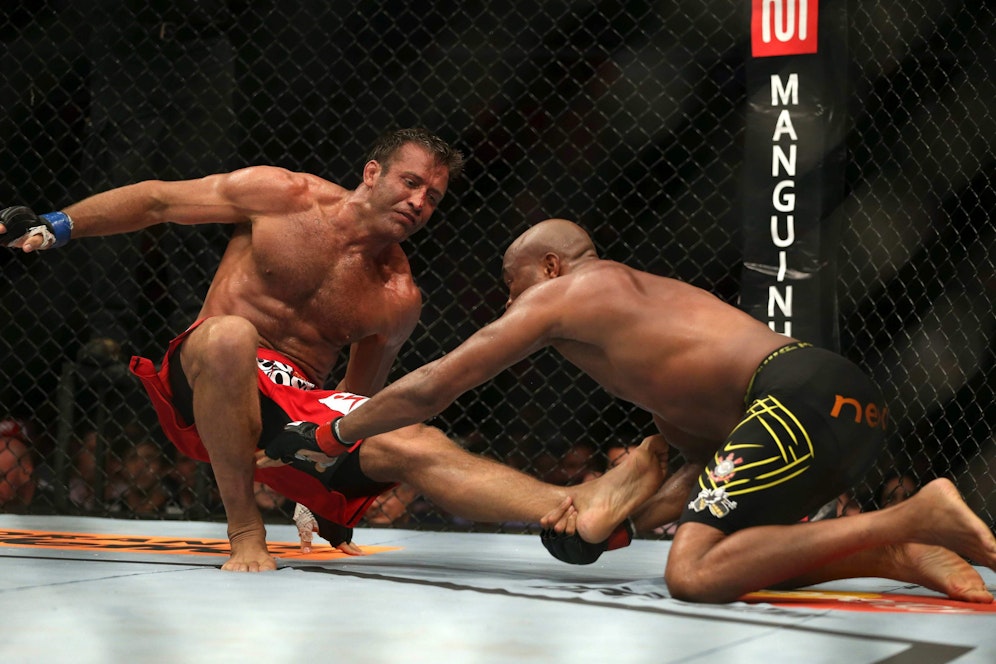 Stephan Bonnar (links) gegen Anderson Silva