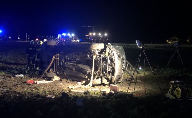 Der 24-jährige Lenker wurde schwer verletzt.