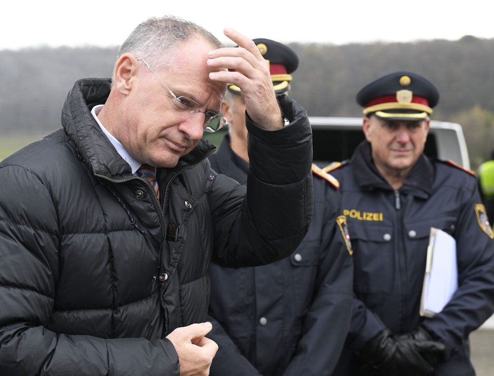 Innenminister Gerhard Karner (ÖVP) während eines Besuchs zum Thema 