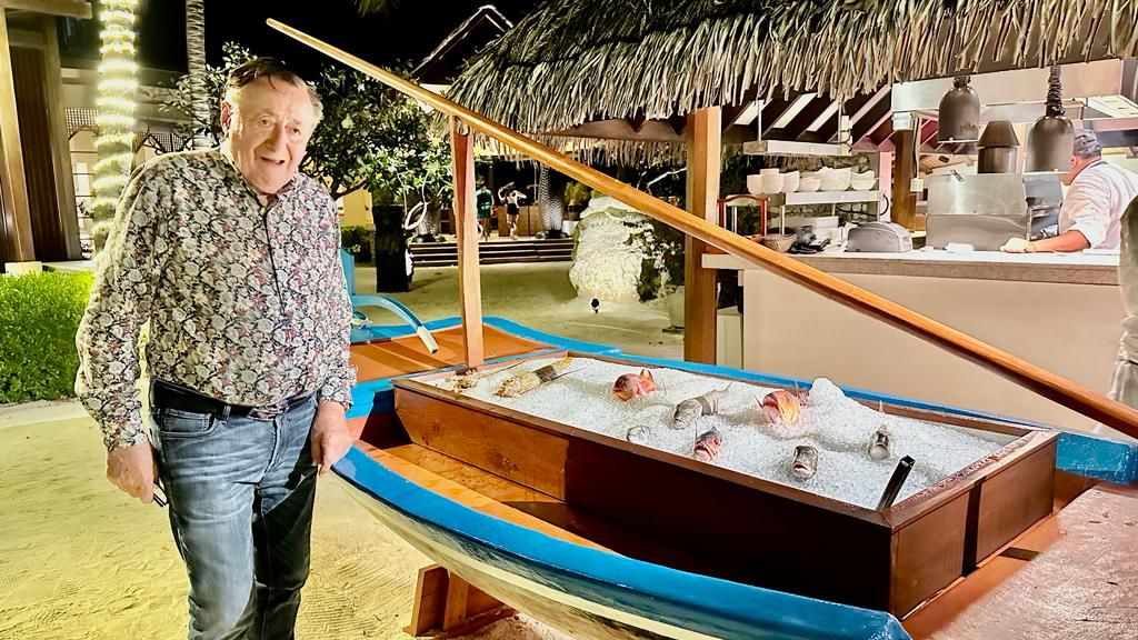 Richard Lugner ist auf den Malediven angekommen