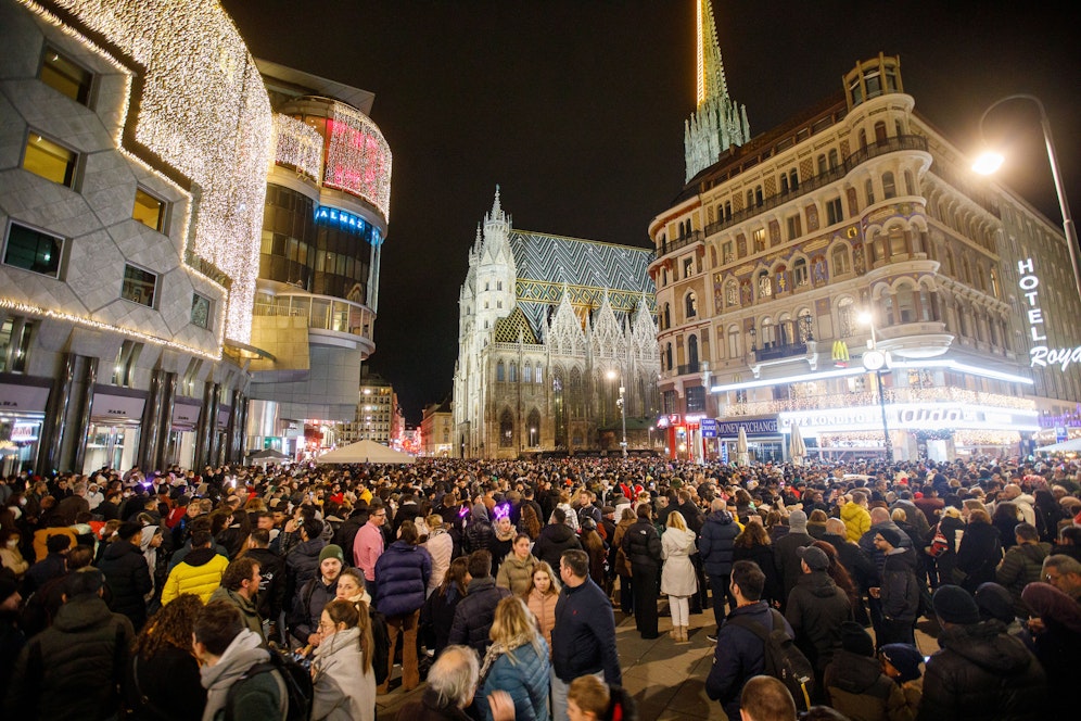 Auch die Silvesternacht wird ungewöhnlich warm ausfallen.