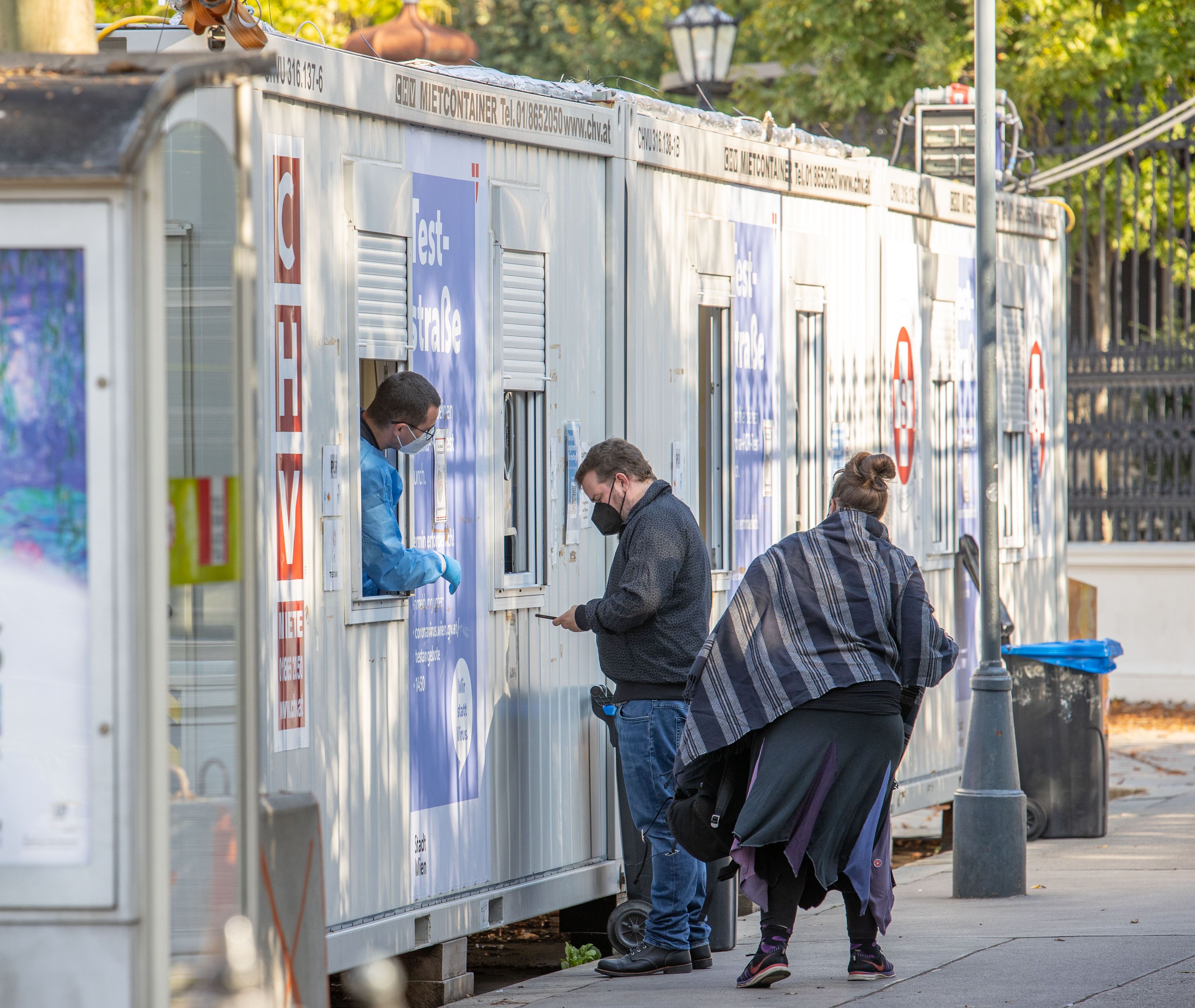 Die Coronazahlen gingen zuletzt vor und an den Feiertagen deutlich zurück.