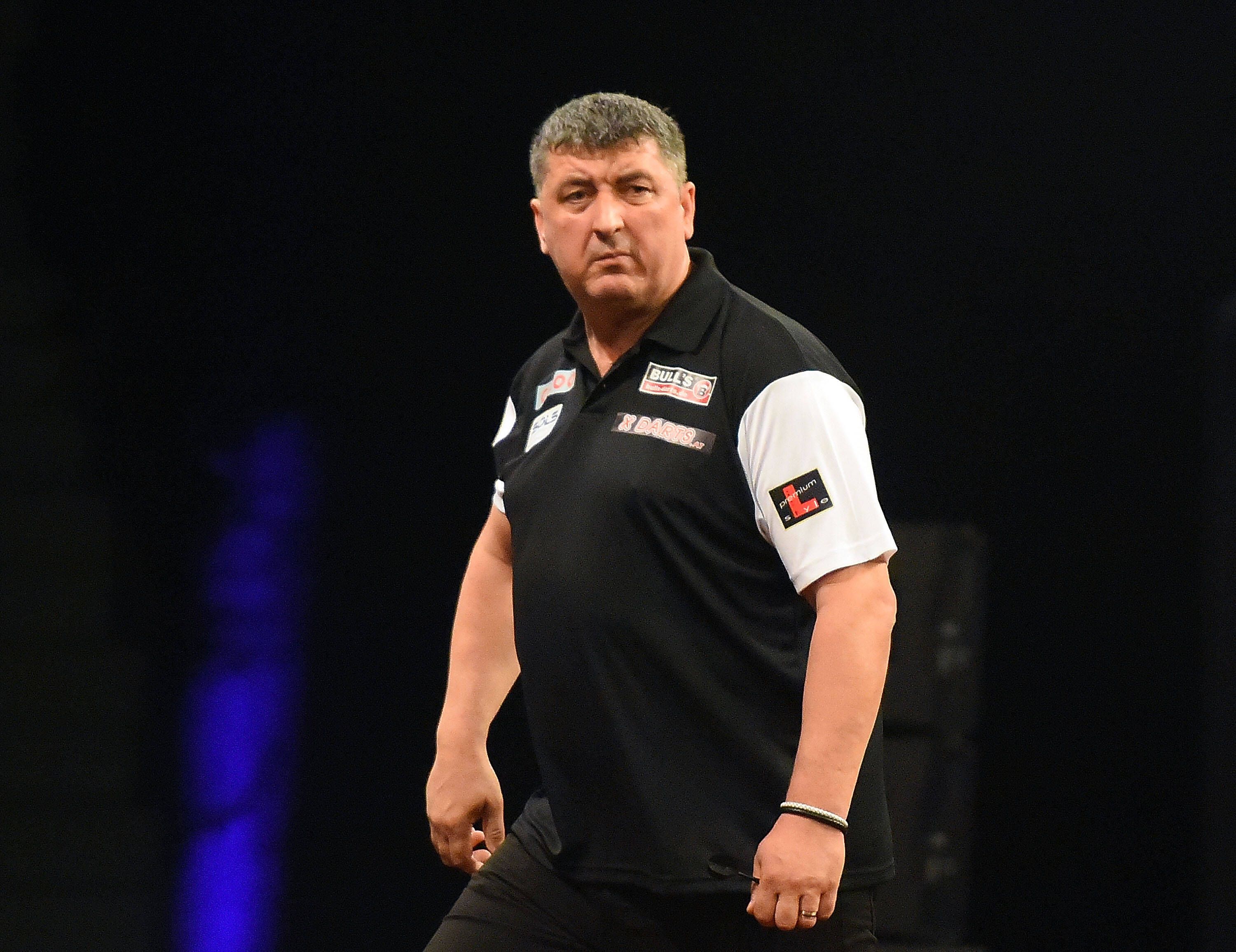 Mensur Suljovic lässt mit Aussagen über die Corona-Impfung aufhorchen. 