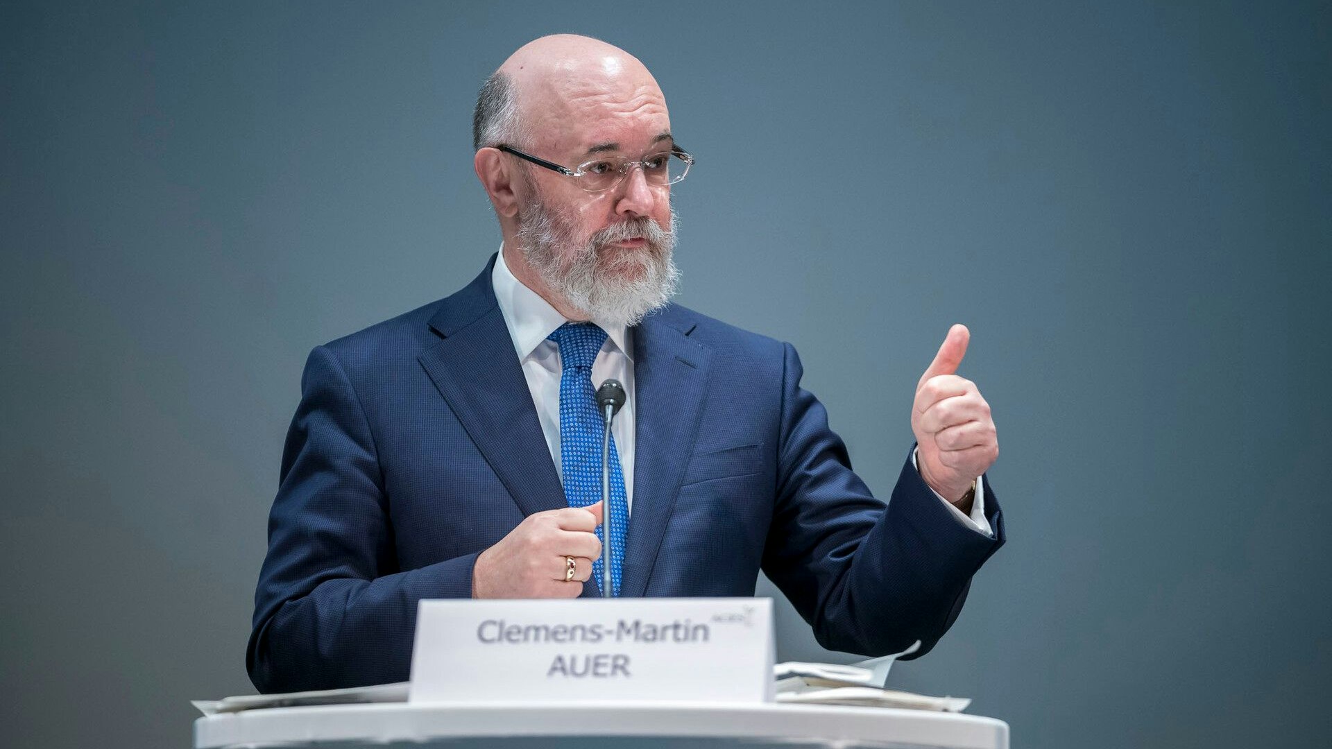 Berät das Ministerium: Clemens-Martin Auer.