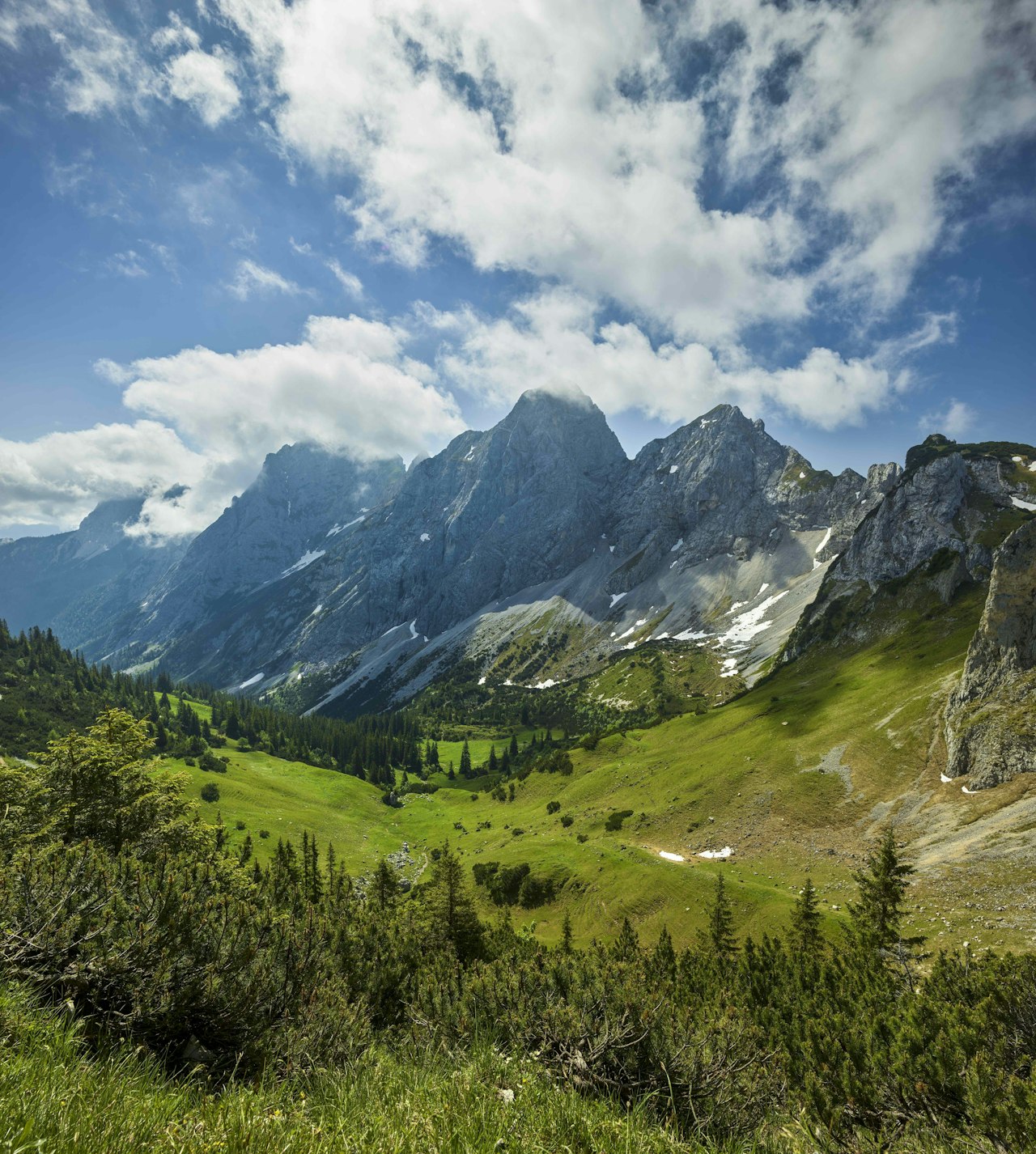 Heute.at - Frauen verirren sich bei Wanderung und stürzen ab