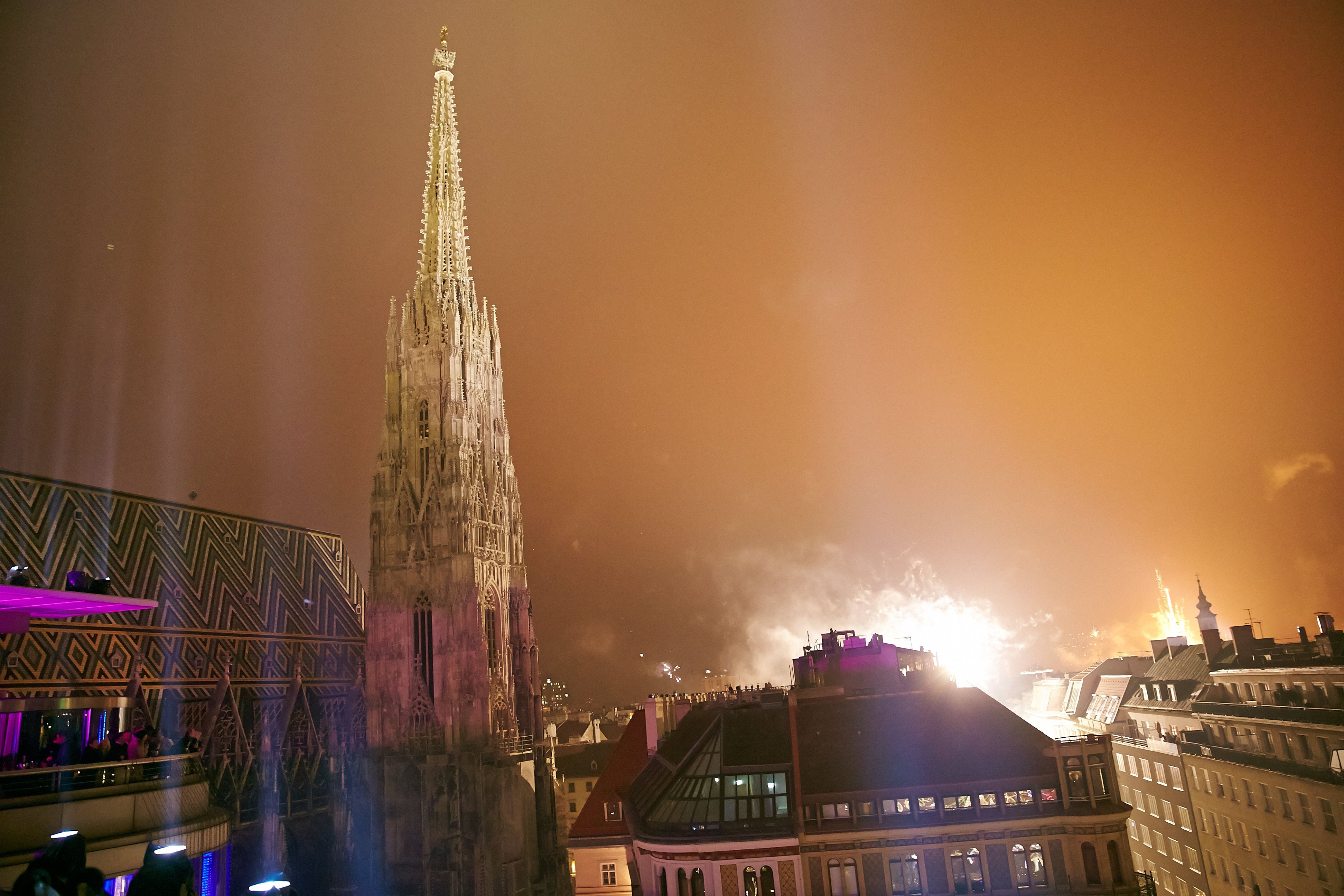 Pyro-Fanatiker wollen Wien bombardieren, damit sich geflüchtete Ukrainer "wie zu Hause fühlen".