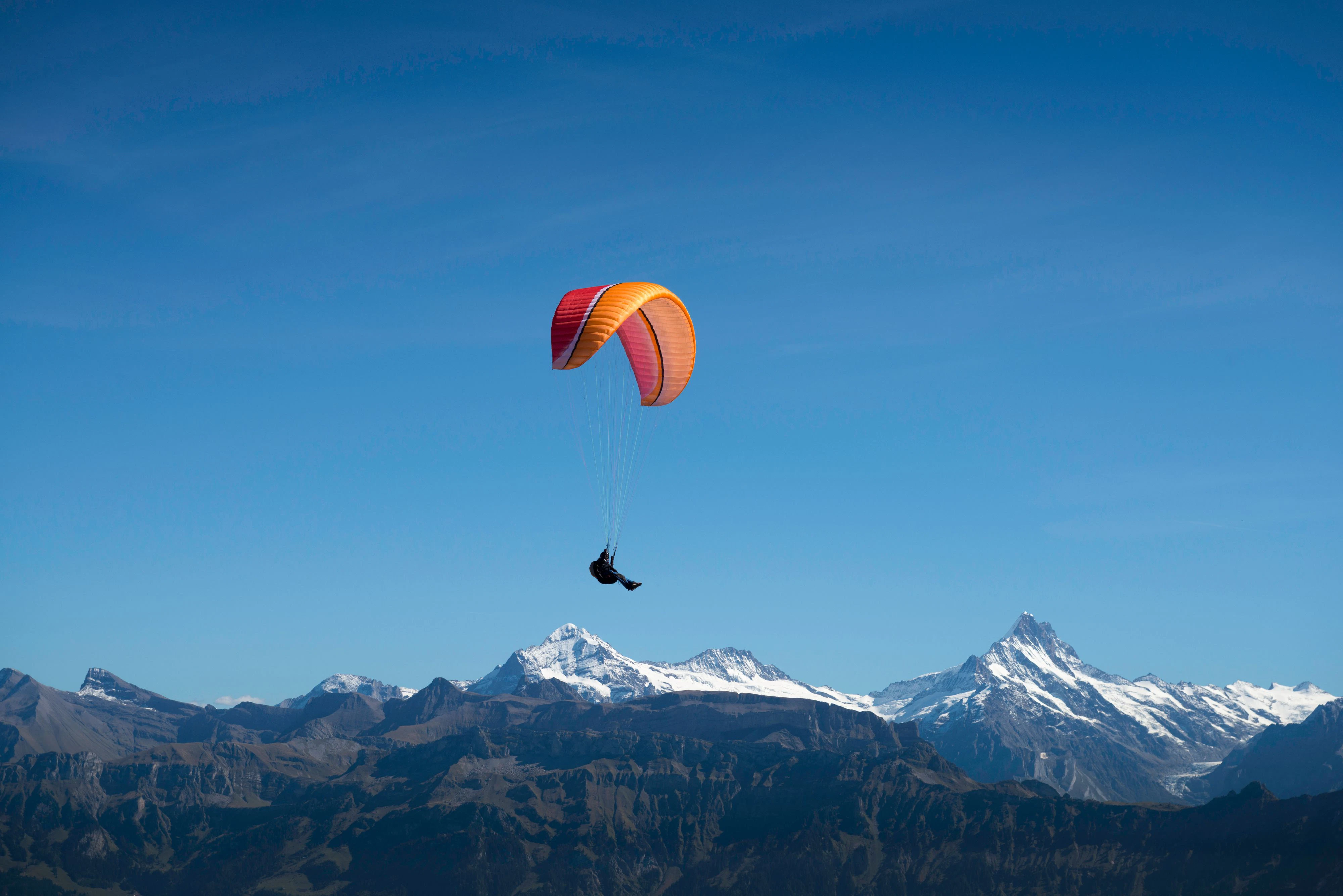 Ein Gleitschirmflug endete in Tirol tödlich.