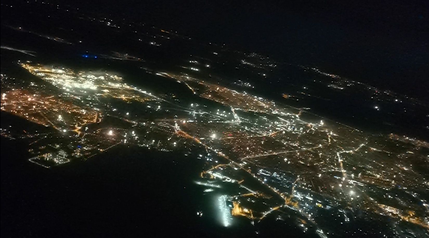 Das Feuerwerk aus einem AUA-Jet