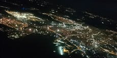 Atemberaubendes Video zeigt Feuerwerk von AUA-Jet aus