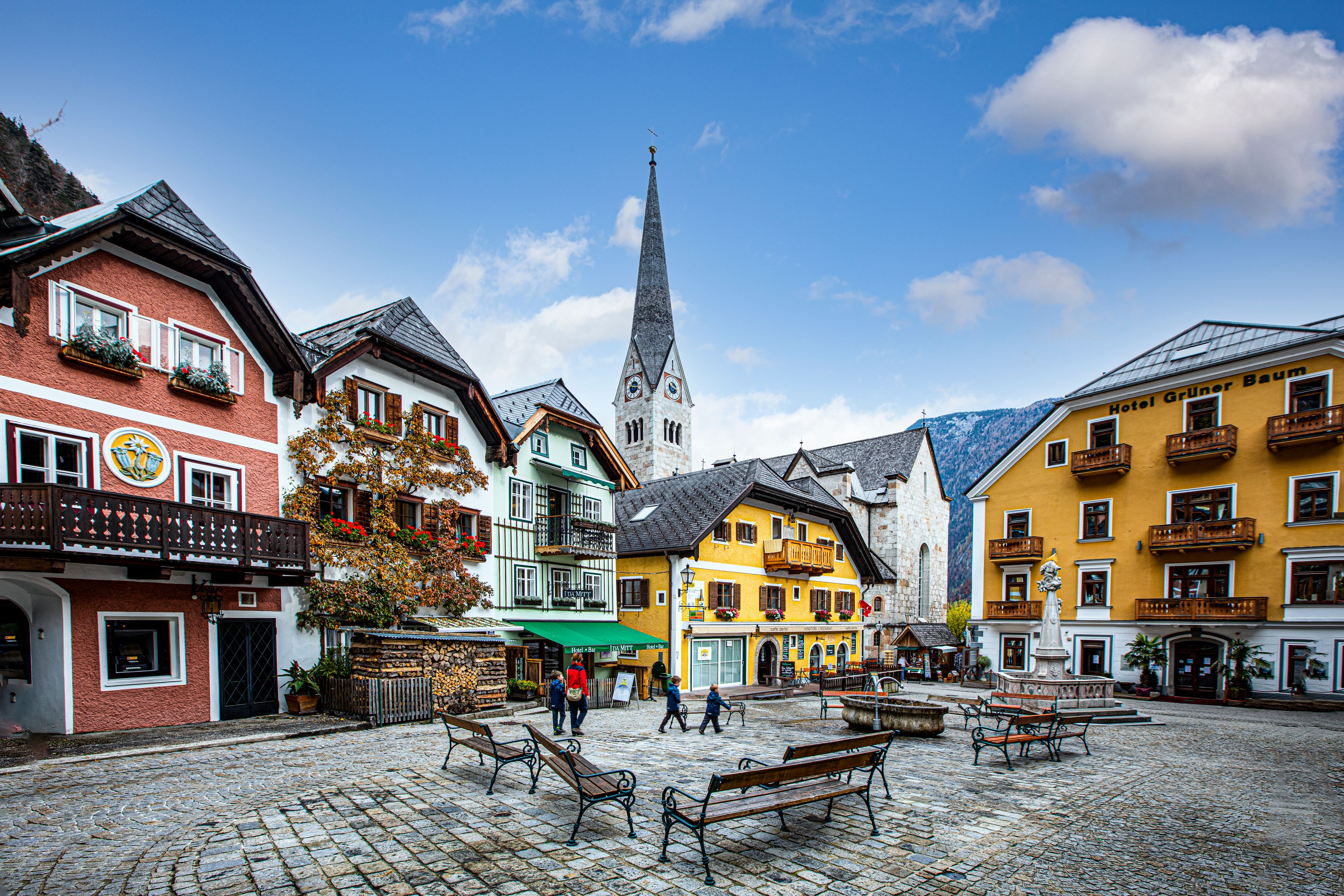 In einer Ortschaft in Oberösterreich soll es für Touristen bald verpflichtende Corona-Tests geben.
