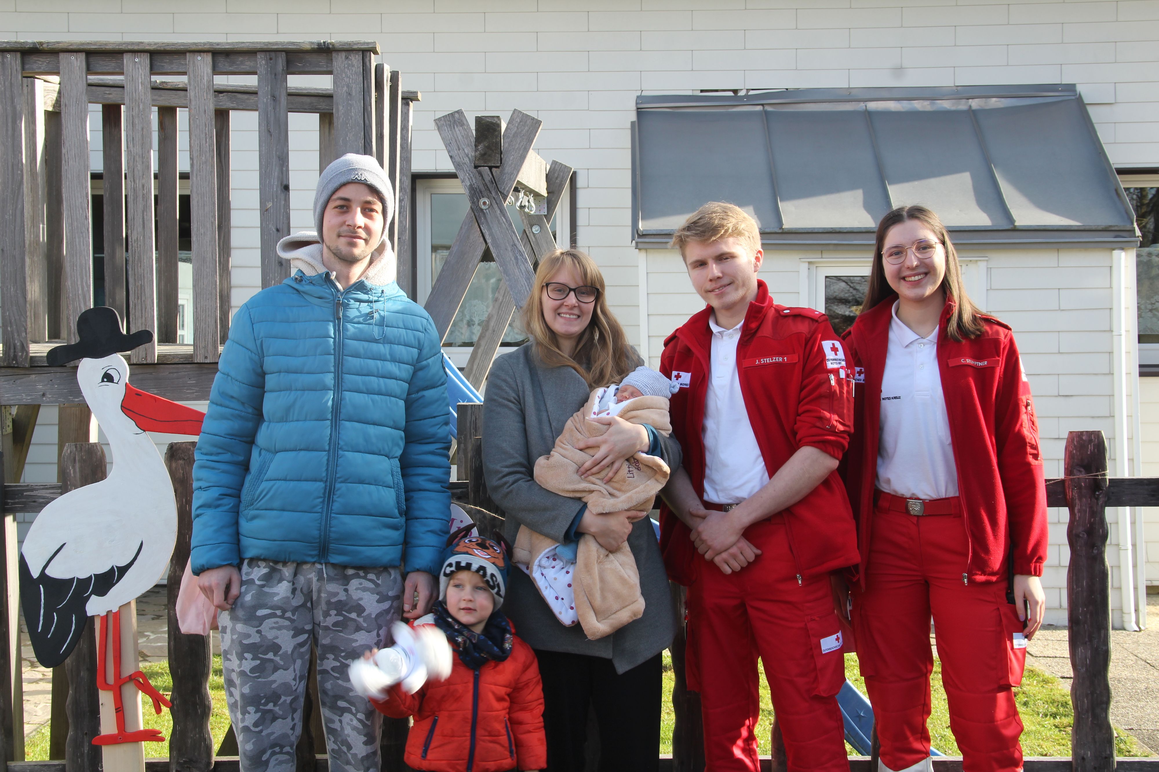 Die kleine Mia Marie kam am Heiligen Abend Zuhause zur Welt. Den Transport ins Krankenhaus wartete sie nicht mehr ab.