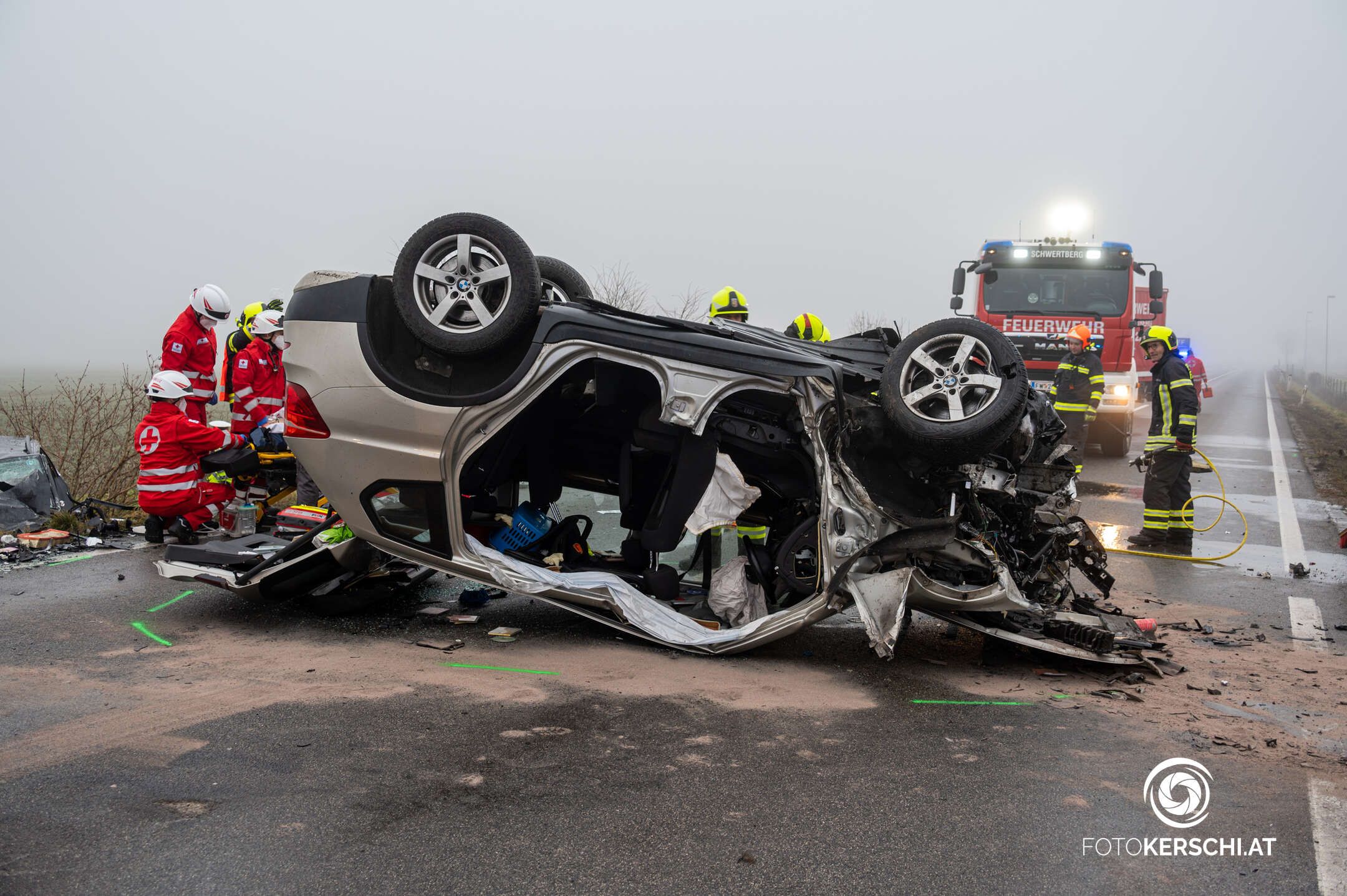 Der Lenker erlag im Spital seinen Verletzungen.&nbsp;