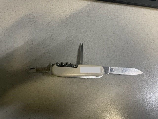 Ein 32-jähriger Mann wurde mit diesem Messer bedroht.