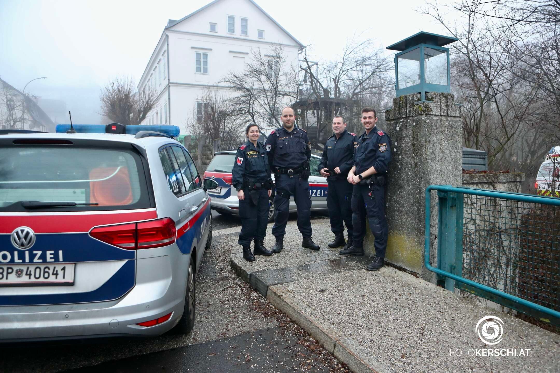 Eine Passantin alarmierte die Polizisten. Die Beamten waren schnell vor Ort.