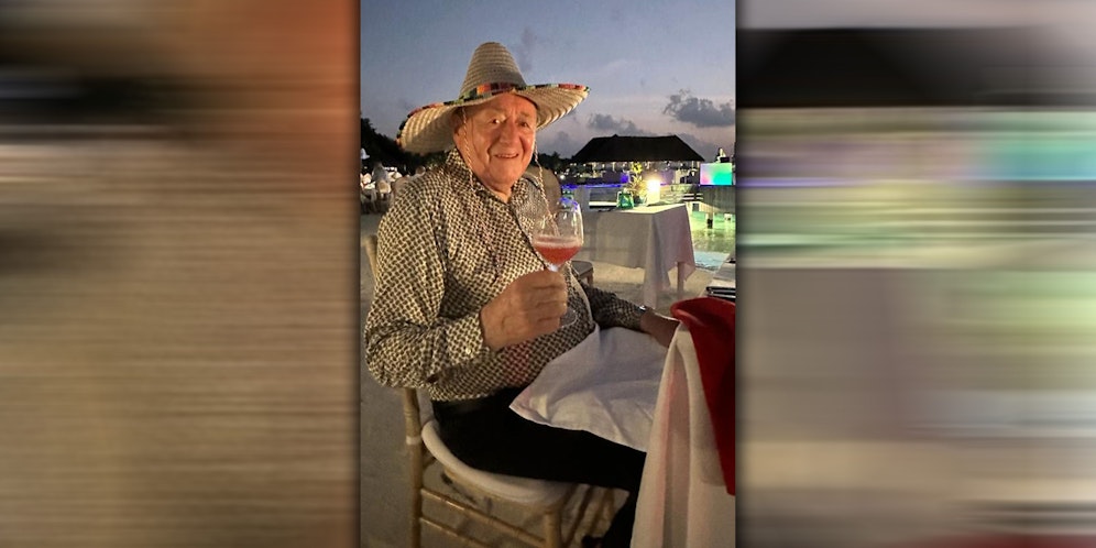 Lugner lächelt endlich wieder.