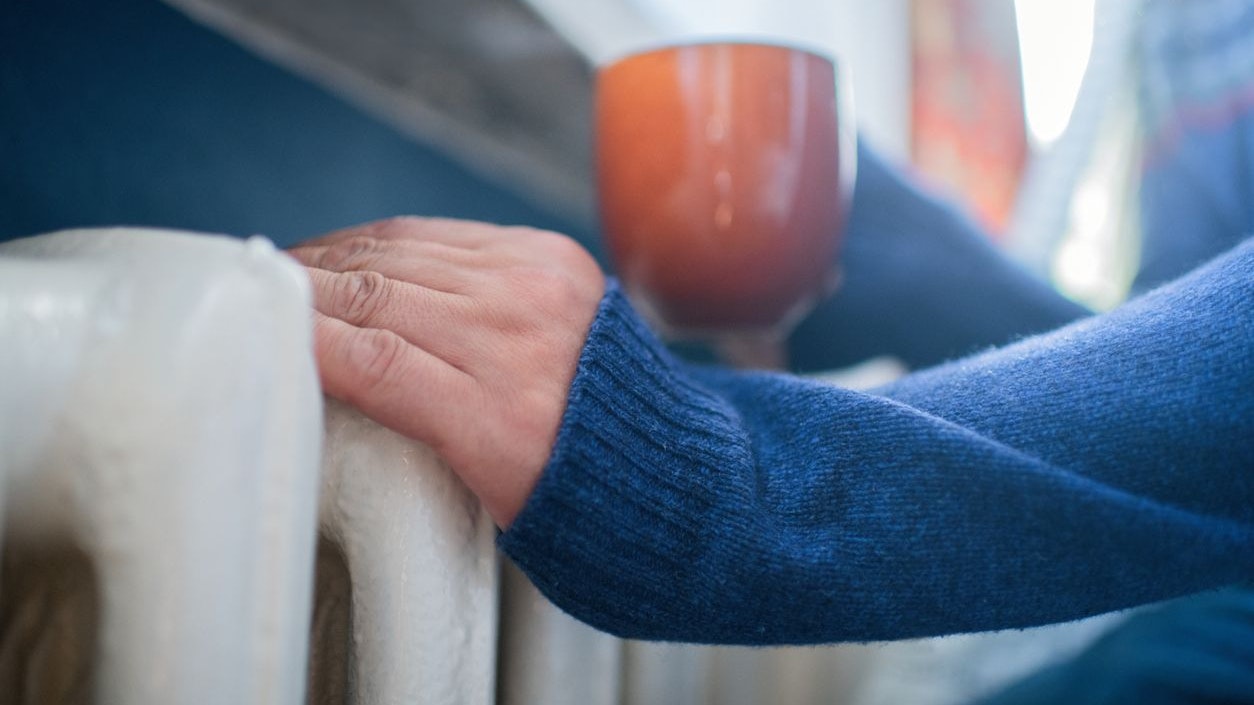 "Es ist leider Realität, dass manche Menschen bereits mehr für Energie als für die Miete zahlen", so Klaus Schwertner, gf. Caritasdirektor der Erzdiözese Wien.