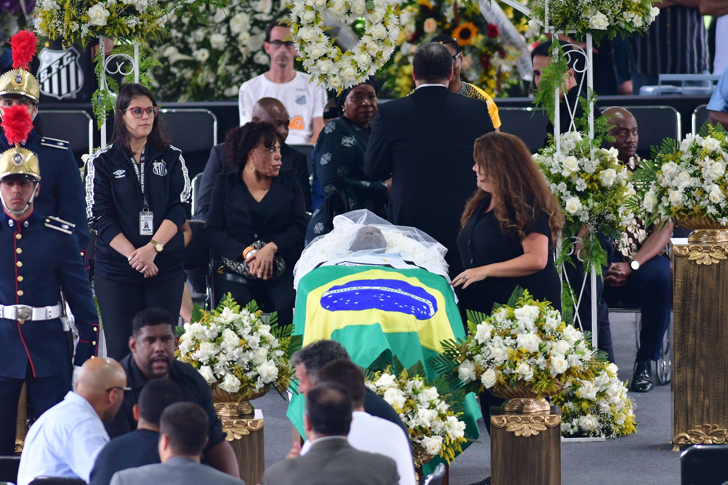 Trauer im Fußball-Held Pele