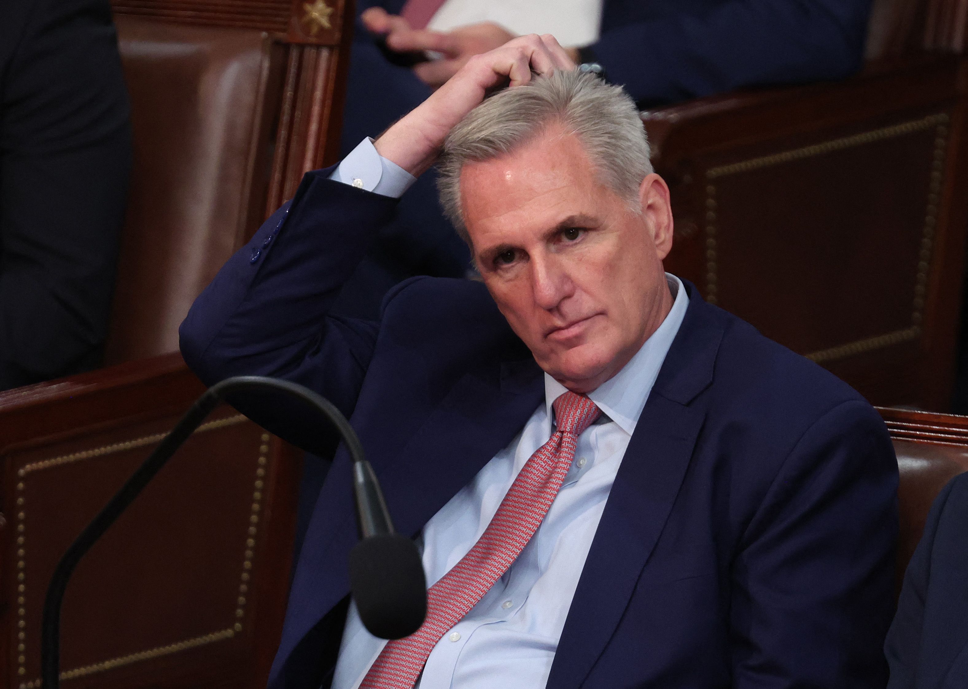Der Republikaner <strong>Kevin McCarthy</strong> hat bei der Wahl des Vorsitzenden des US-Repräsentantenhauses eine historische Schlappe erlitten.