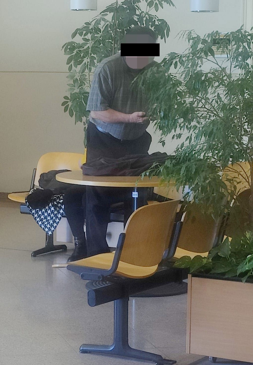 Der Angeklagte in Wr. Neustadt vor Gericht