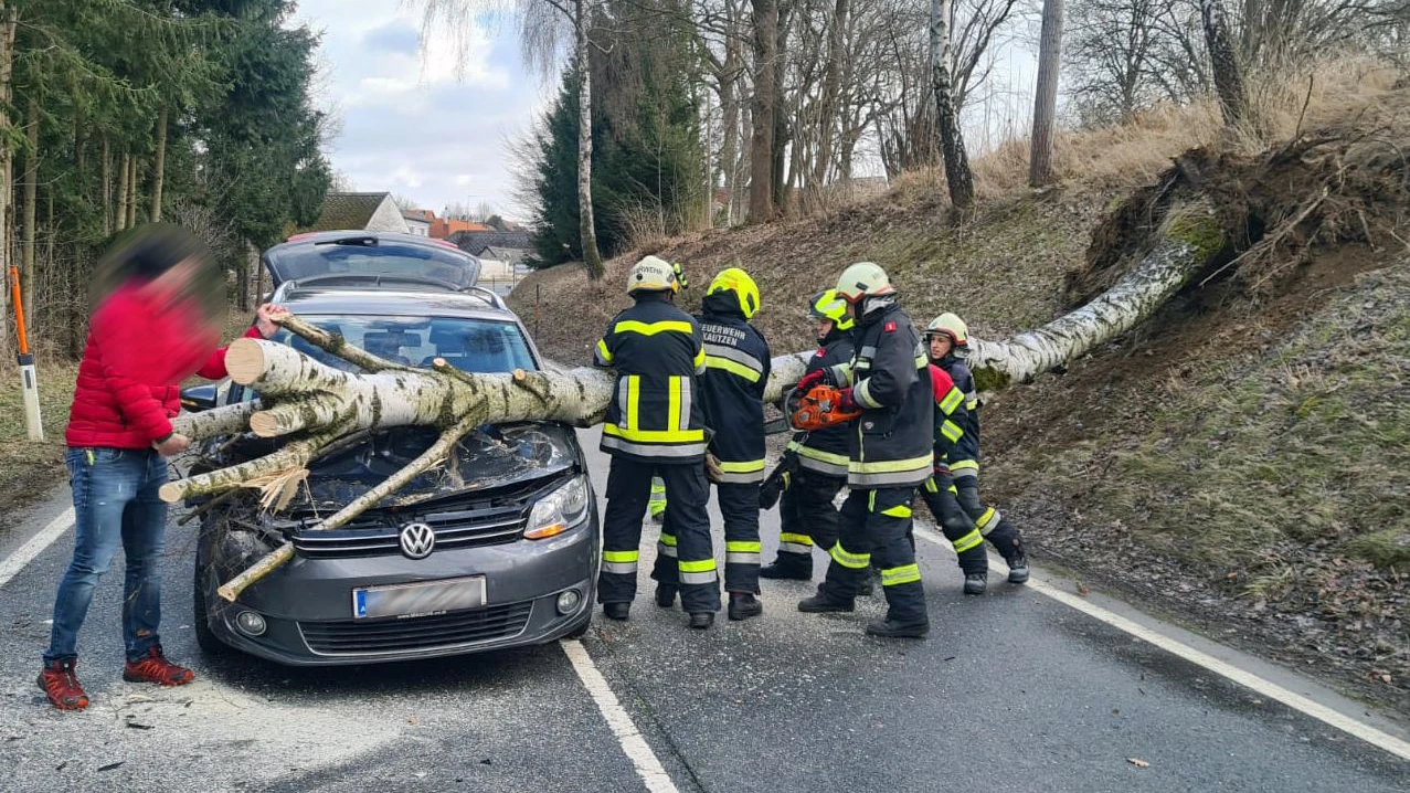 Ein Sturm fegt über weite Teile Österreichs.