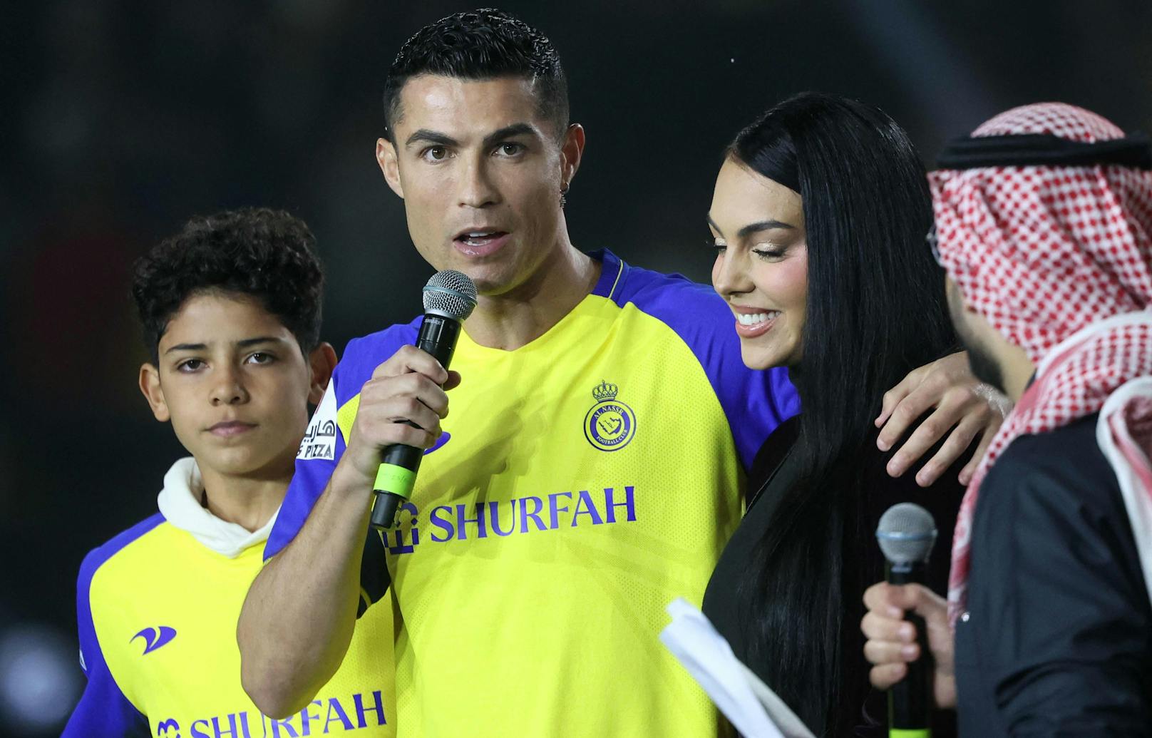 Ronaldo und seine Georgina dürfen sich weiter liebhaben.