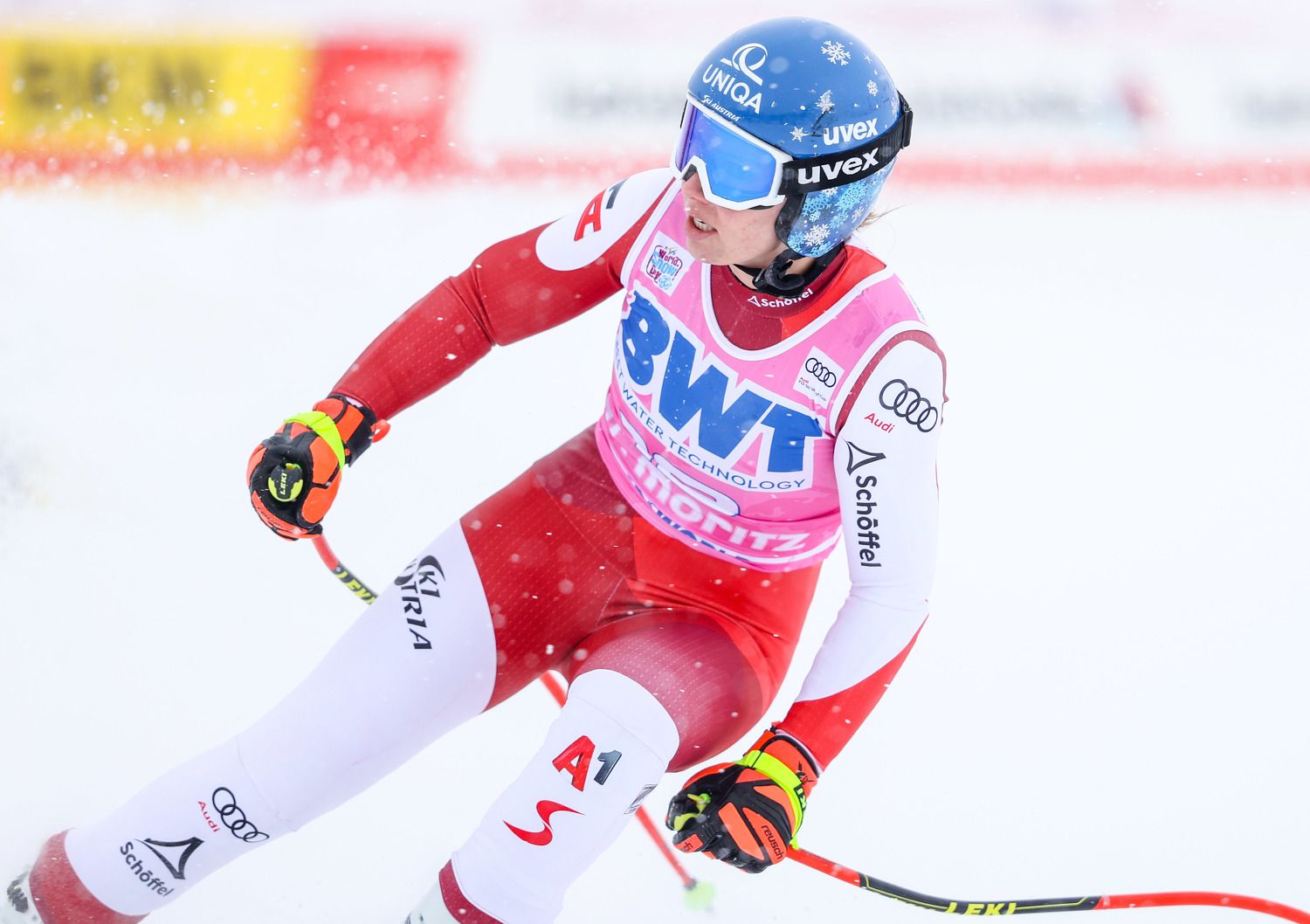 Christine Scheyer muss sich einer Schulter-Operation unterziehen. 