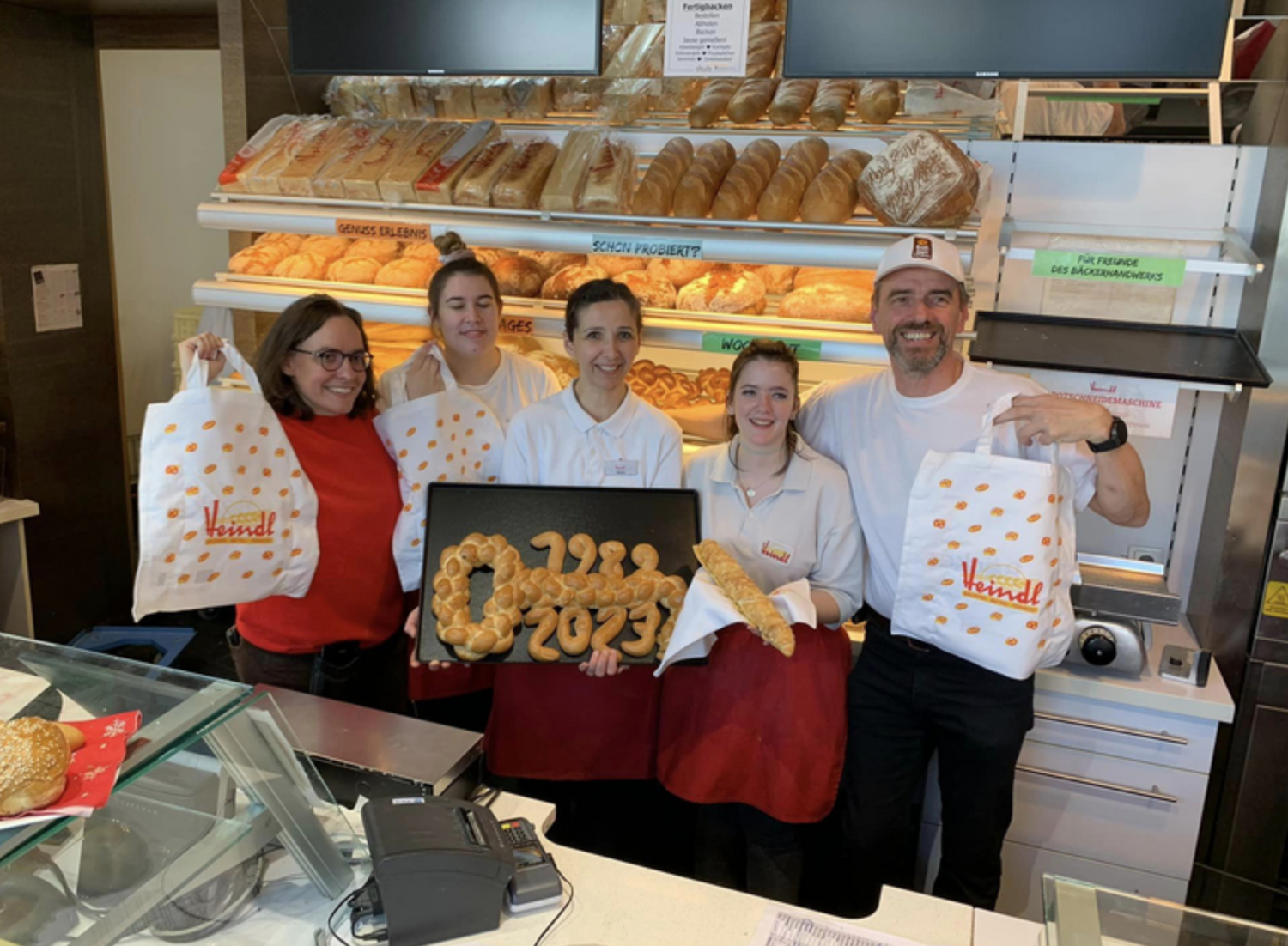 Firmenchef Wolfgang Heindl (re.) und sein Team