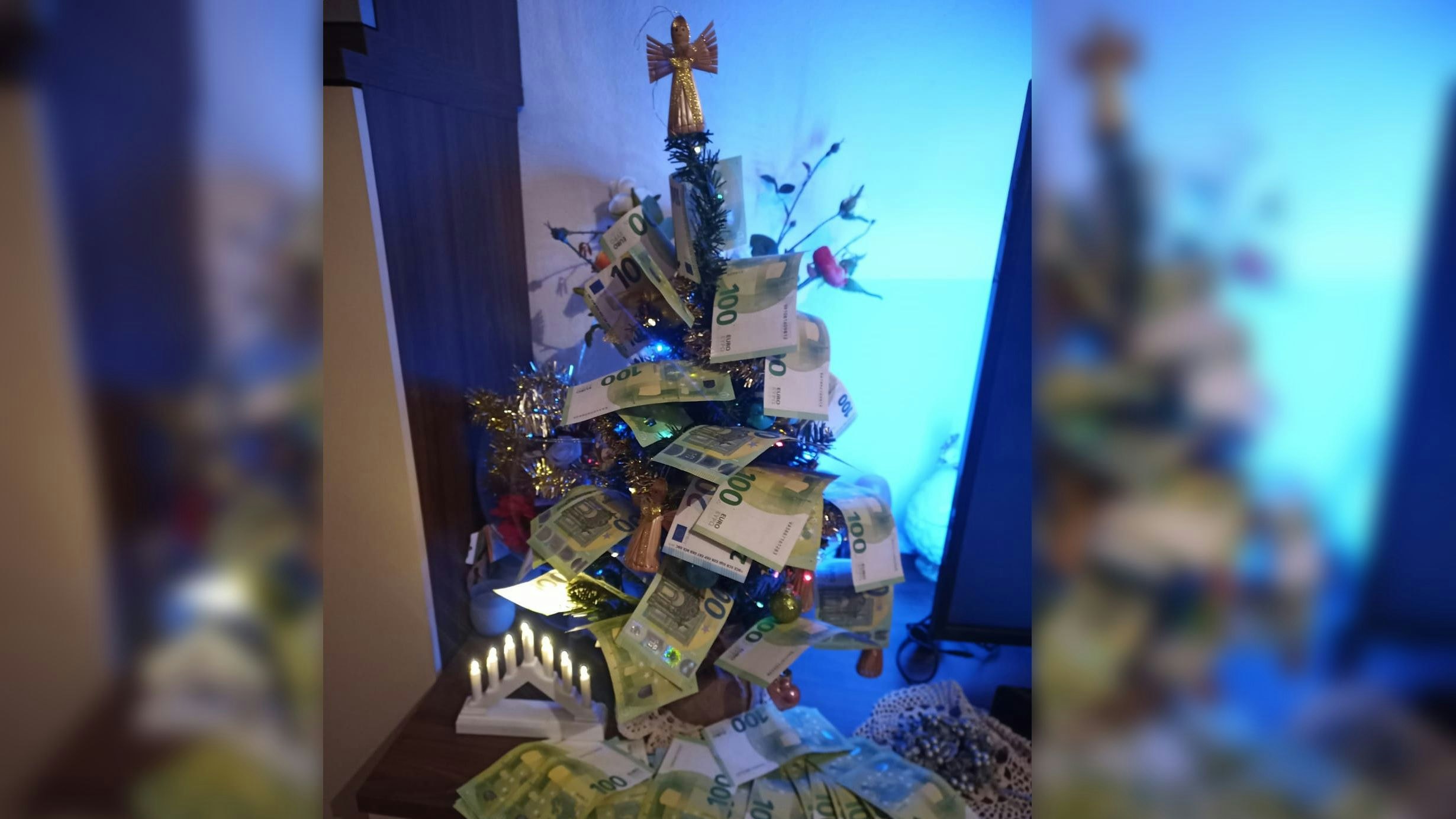 Erfolg im Beruf – Wiener gönnt sich Cash-Christbaum
