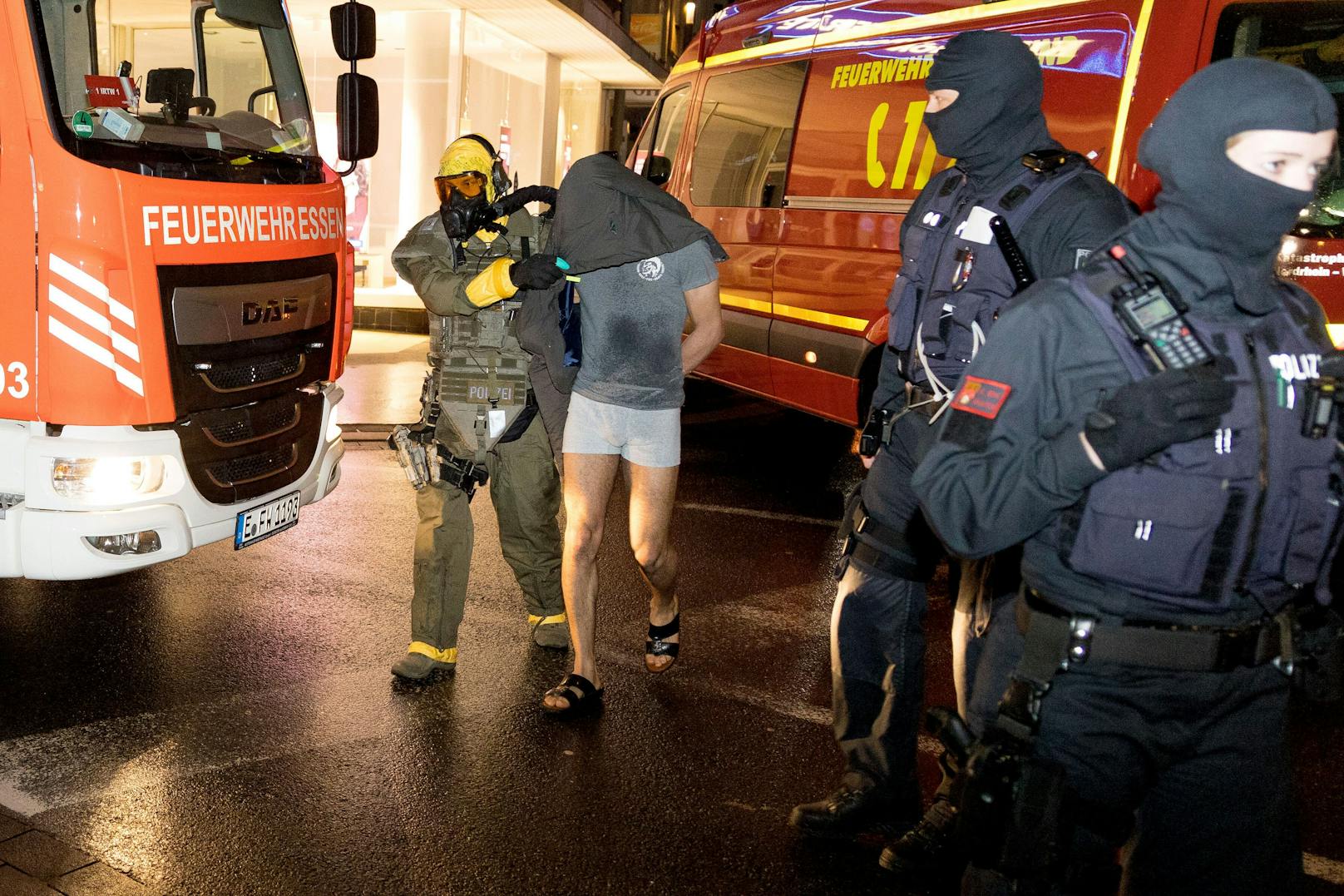In Castrop-Rauxel (DE) wurden zwei Männer verhaftet. Der 32-jährige Hauptverdächtige soll einen Terroranschlag geplant haben.